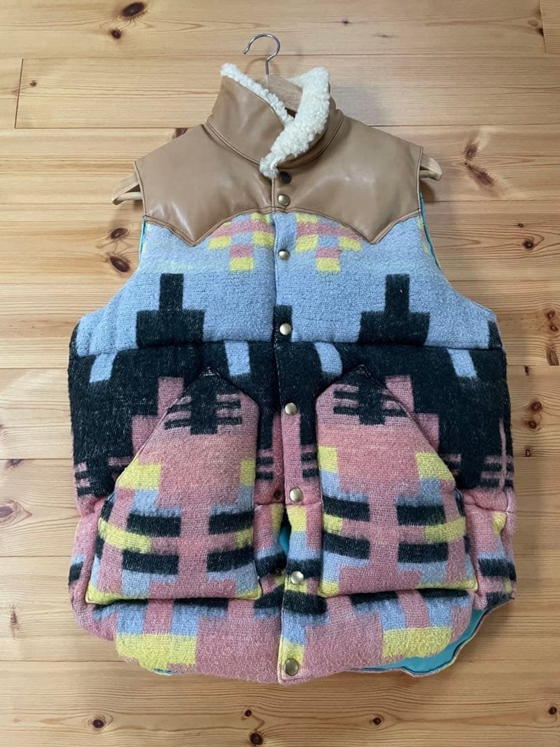 (38) 록키마운틴 페더베드 다운 베스트 자켓 상품이미지1