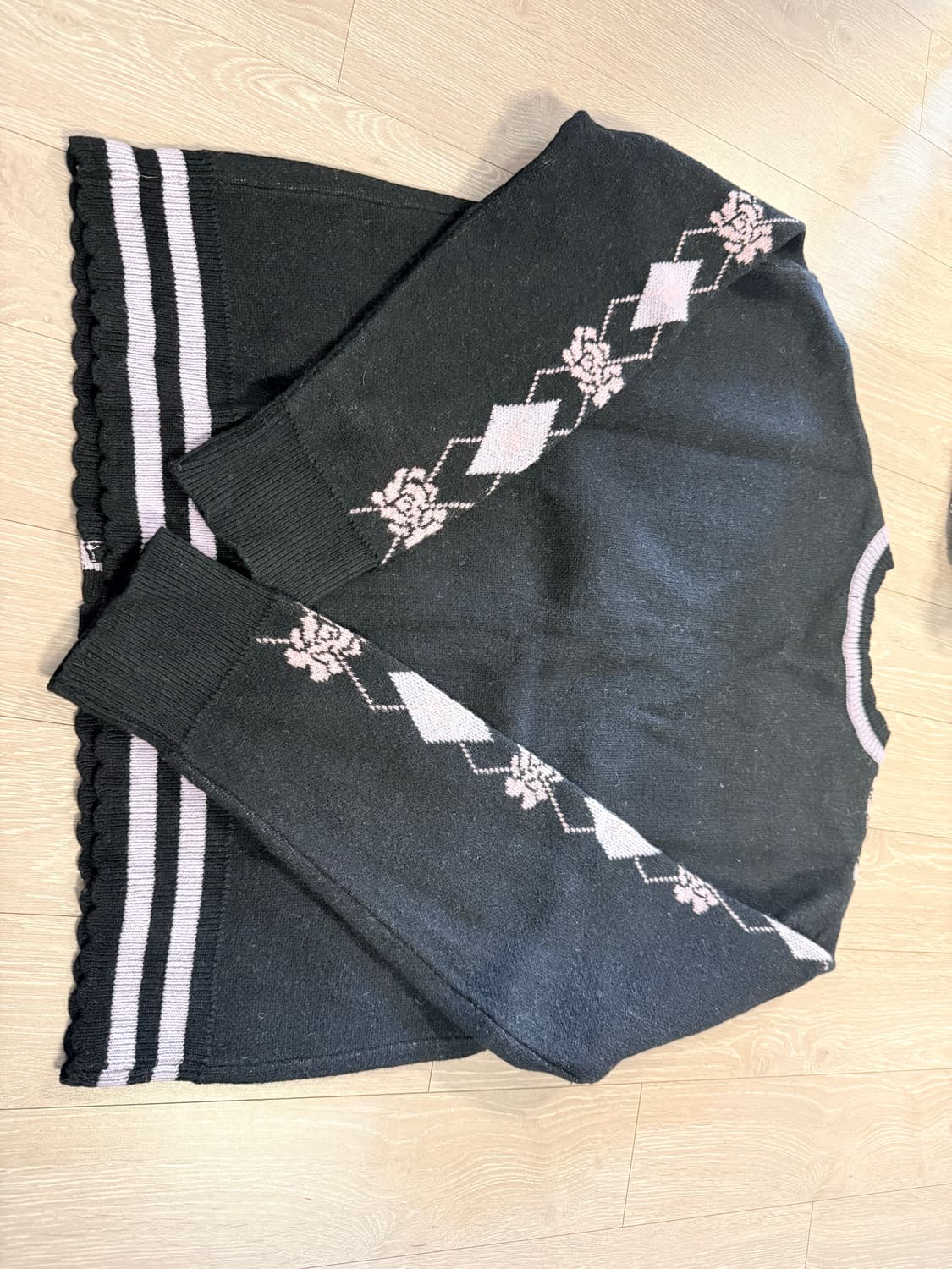 듀이하트듀이 아가일 스캘럽 울 니트 셋업 상품이미지6