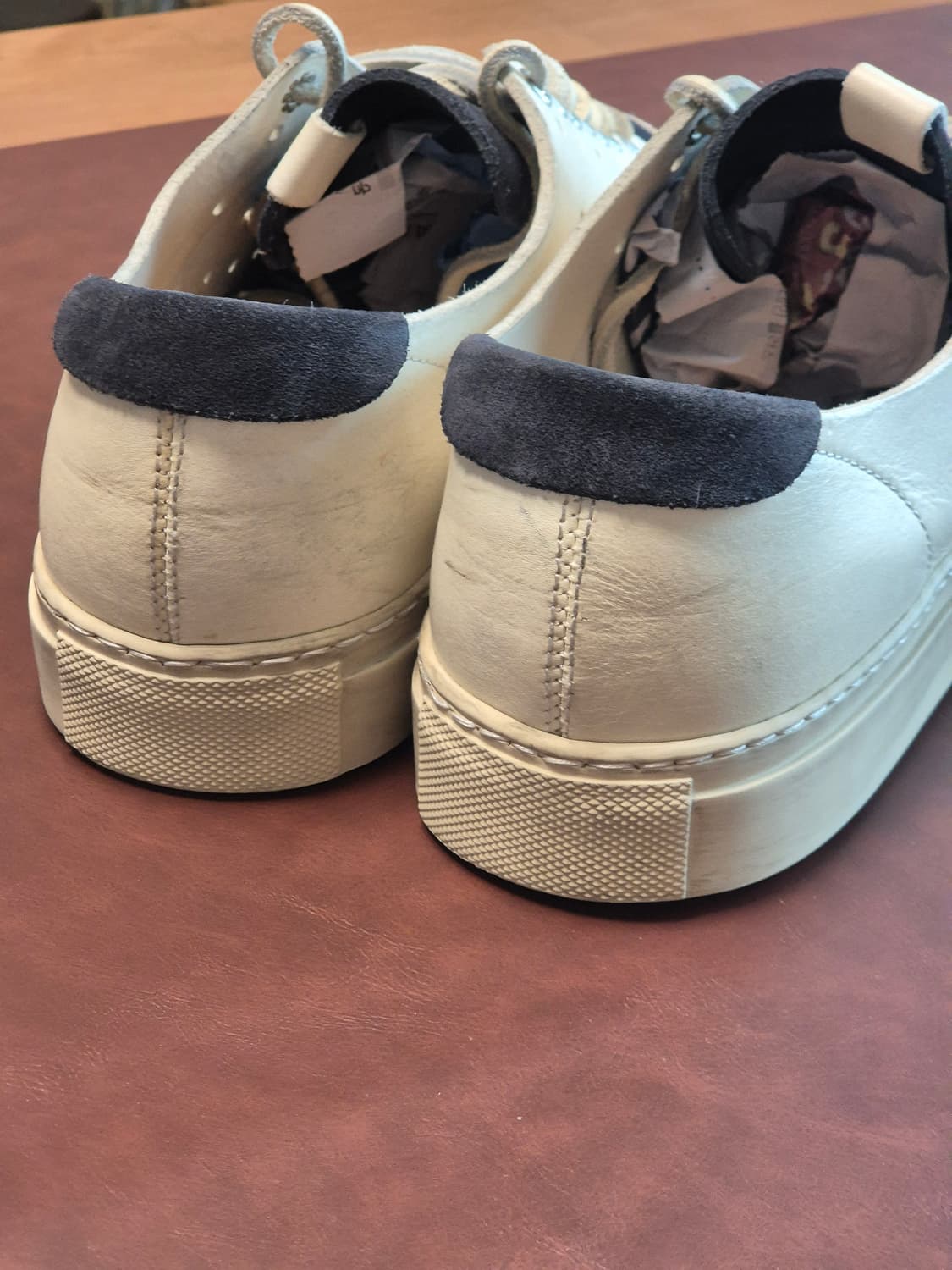 실착용2회 255-260 (40) 부테로 타니노 베이지+네이비스웨이드 상품이미지4