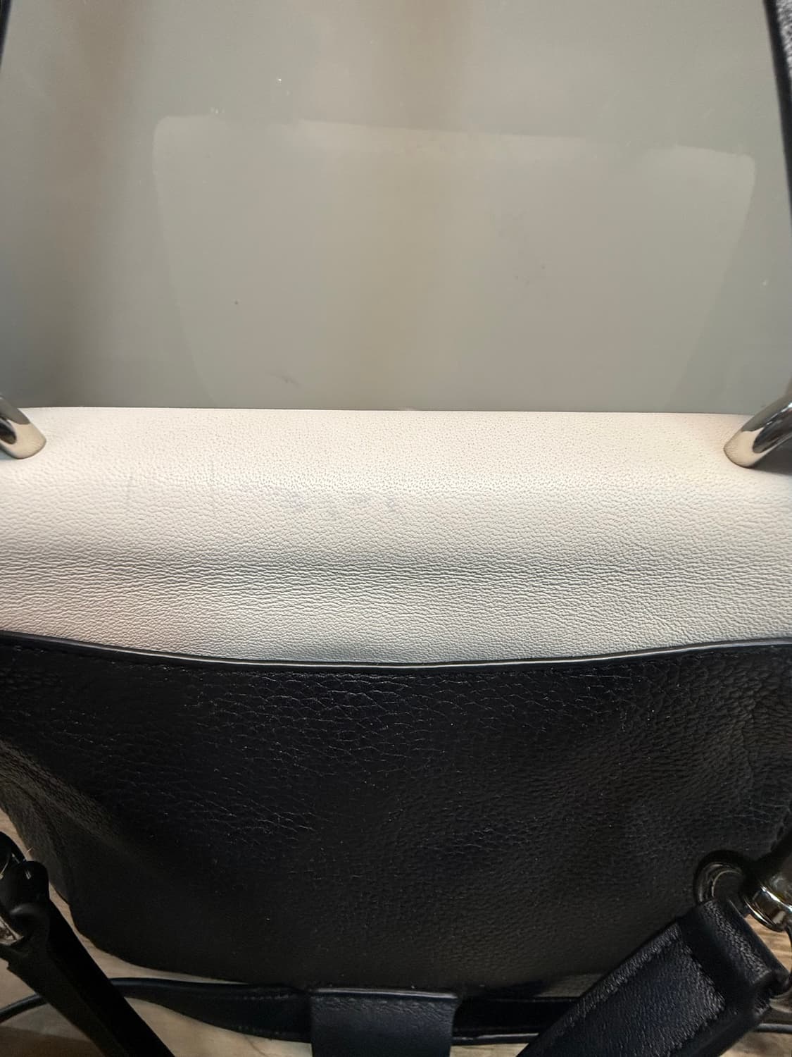 코치 블랙  화이트 가죽 3way 턴록 백팩 상품이미지5