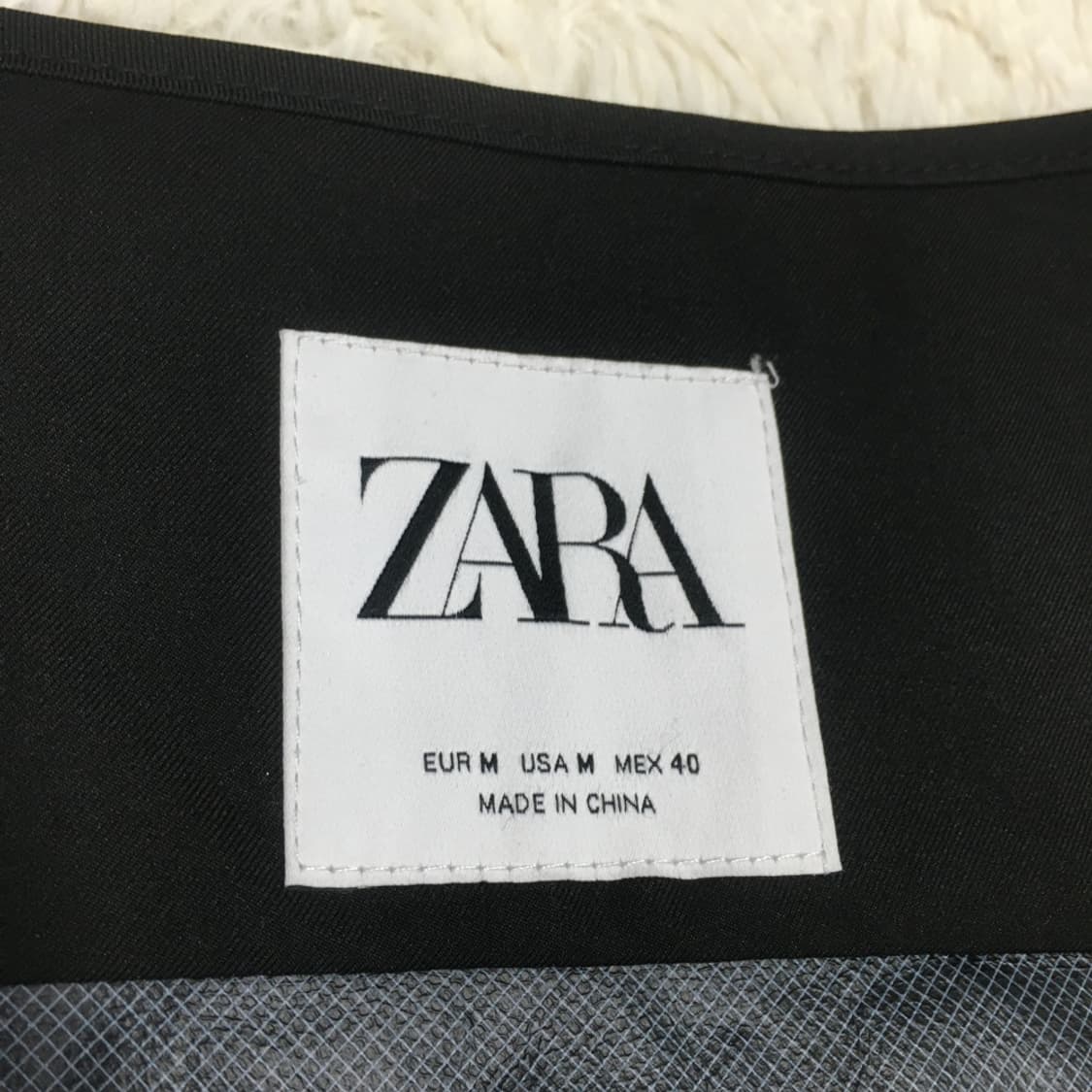 자라 테크웨어 베스트 CC27 상품이미지2