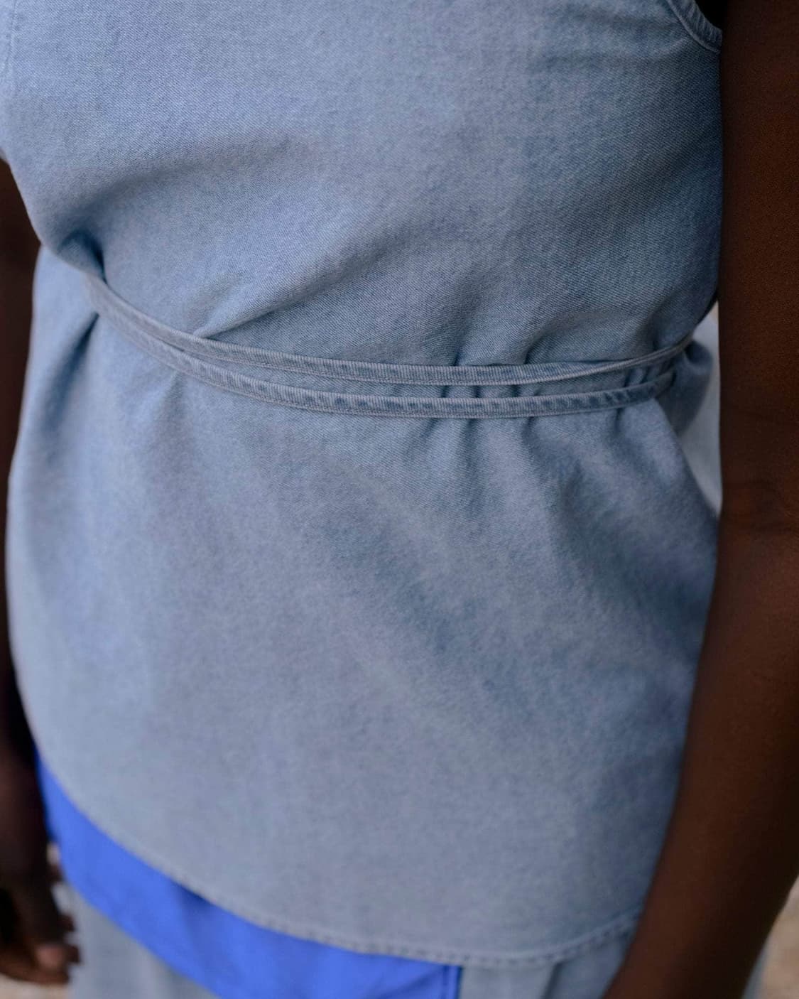 [XS,S,M,L]베이스레인지 Eye 원 숄더 탑/라이트 블루 워시 상품이미지5