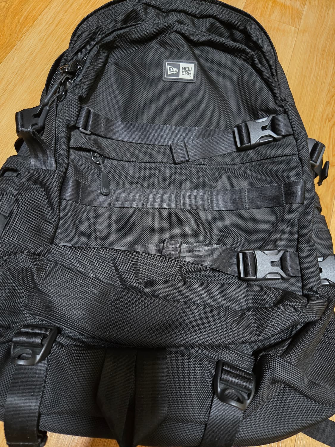 뉴에라 블랙 백팩 상품이미지2