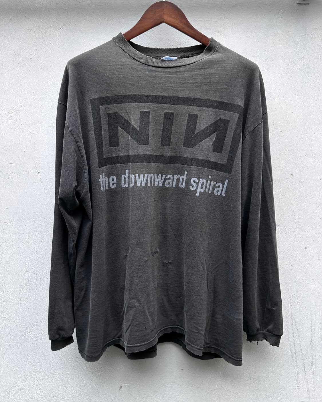 90s og 나인인치네일스 The Downward Spiral 롱슬리브 상품이미지2