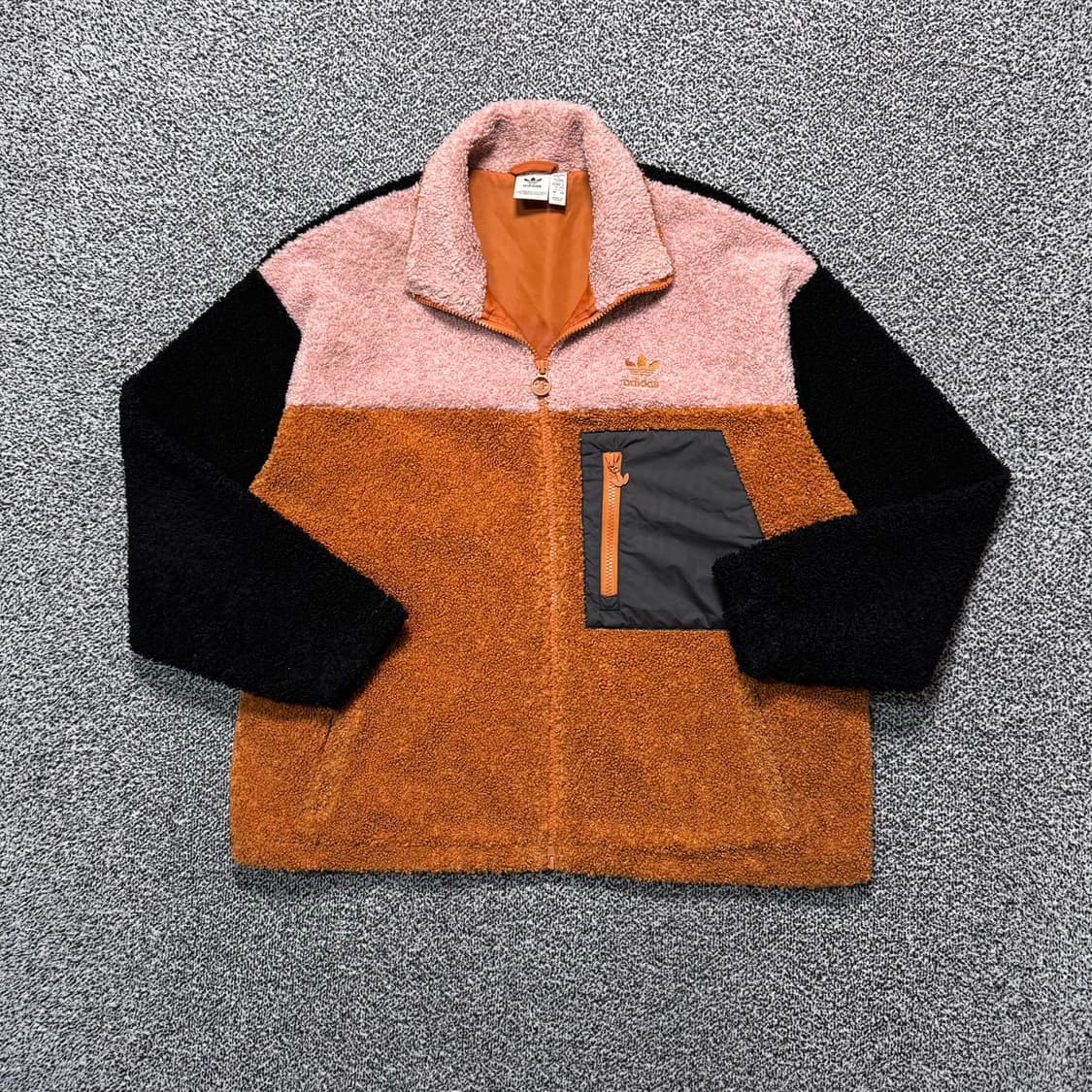 Name : 아디다스 시그니처로고 배색컬러 투웨이 쉐르파 후리스 :)  상품이미지2