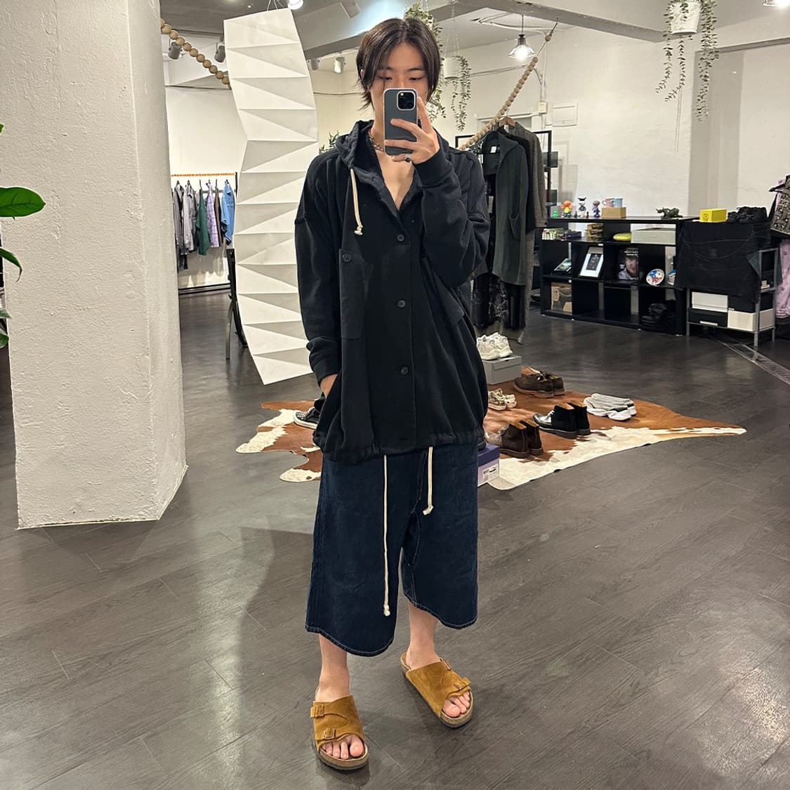  지에다 비대칭 여밈 데님 쇼츠 상품이미지4