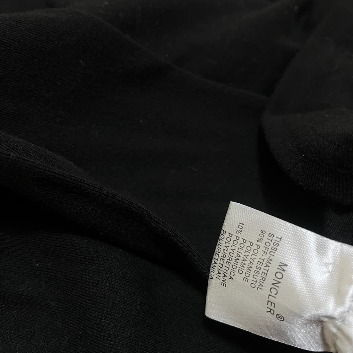 몽클레어 배색 헨리넥 긴팔 티셔츠 [멀티 컬러] 3사이즈 상품이미지7