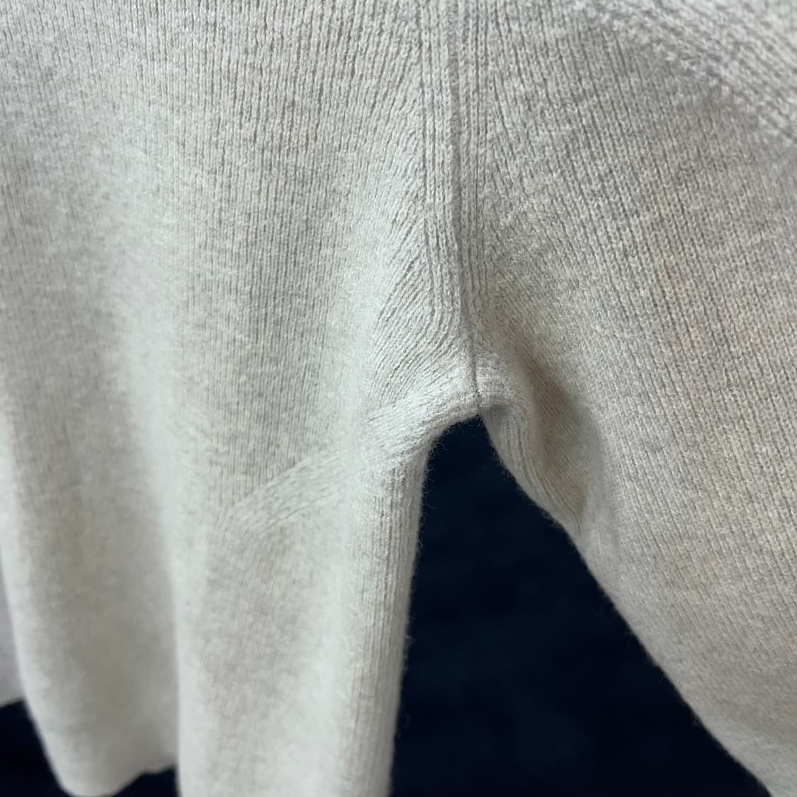 [L] 띠어리 터틀넥니트 상품이미지4