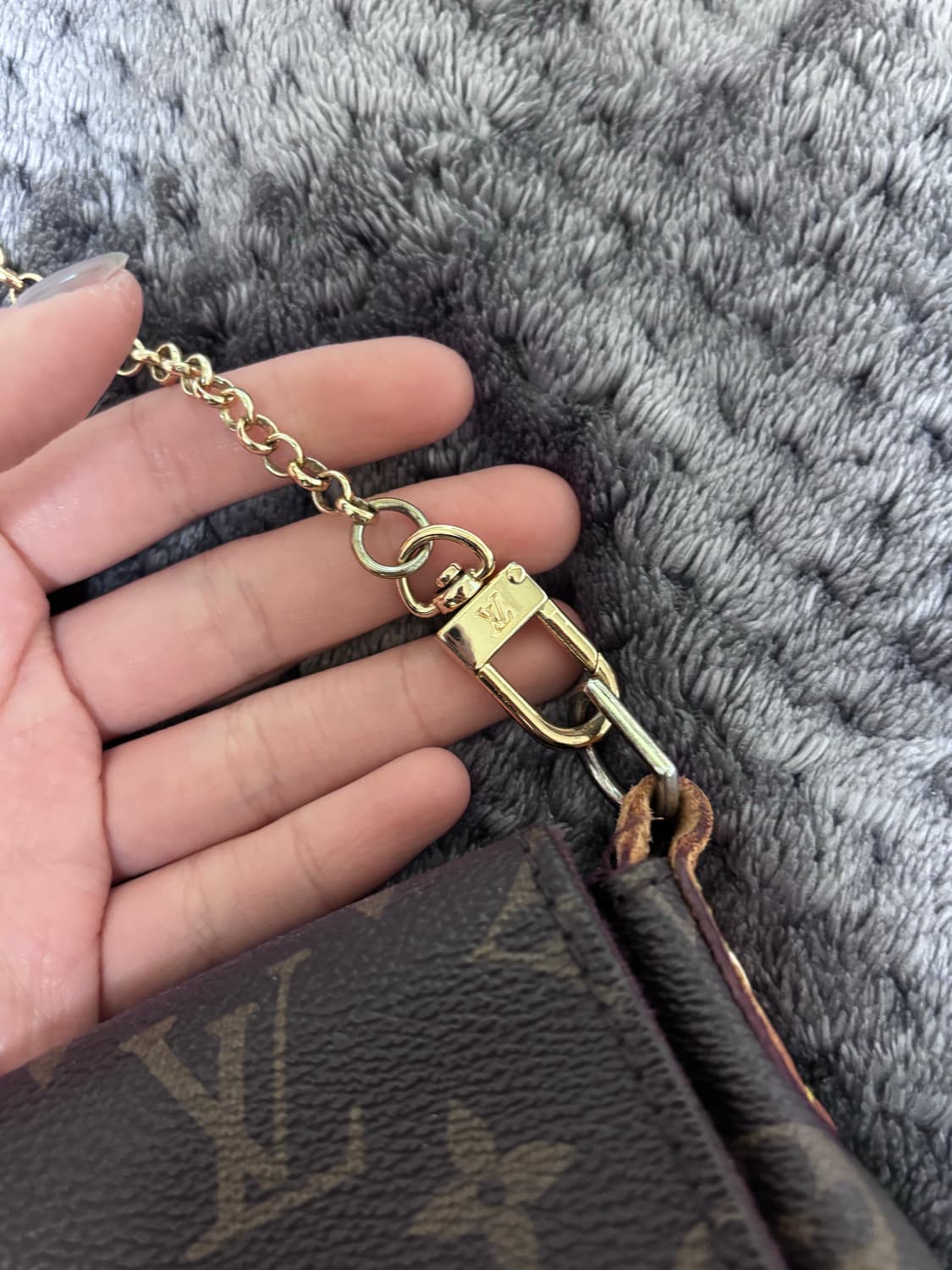 루이비통 체인크로스백 상품이미지2