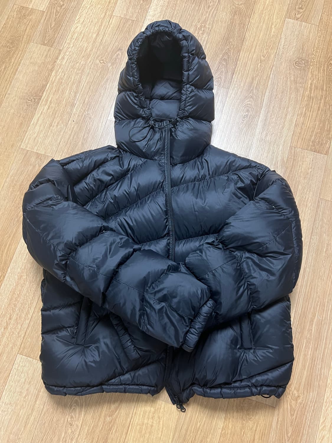 [2] 밈더워드로브X코인서울 다운 점퍼 패딩 상품이미지2