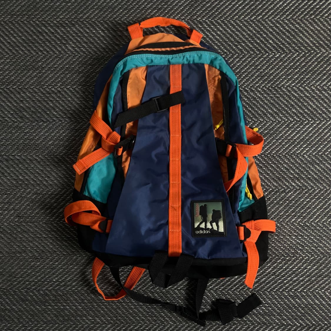 00s 아디다스 올드스쿨 아웃도어 백팩o 3124 상품이미지1