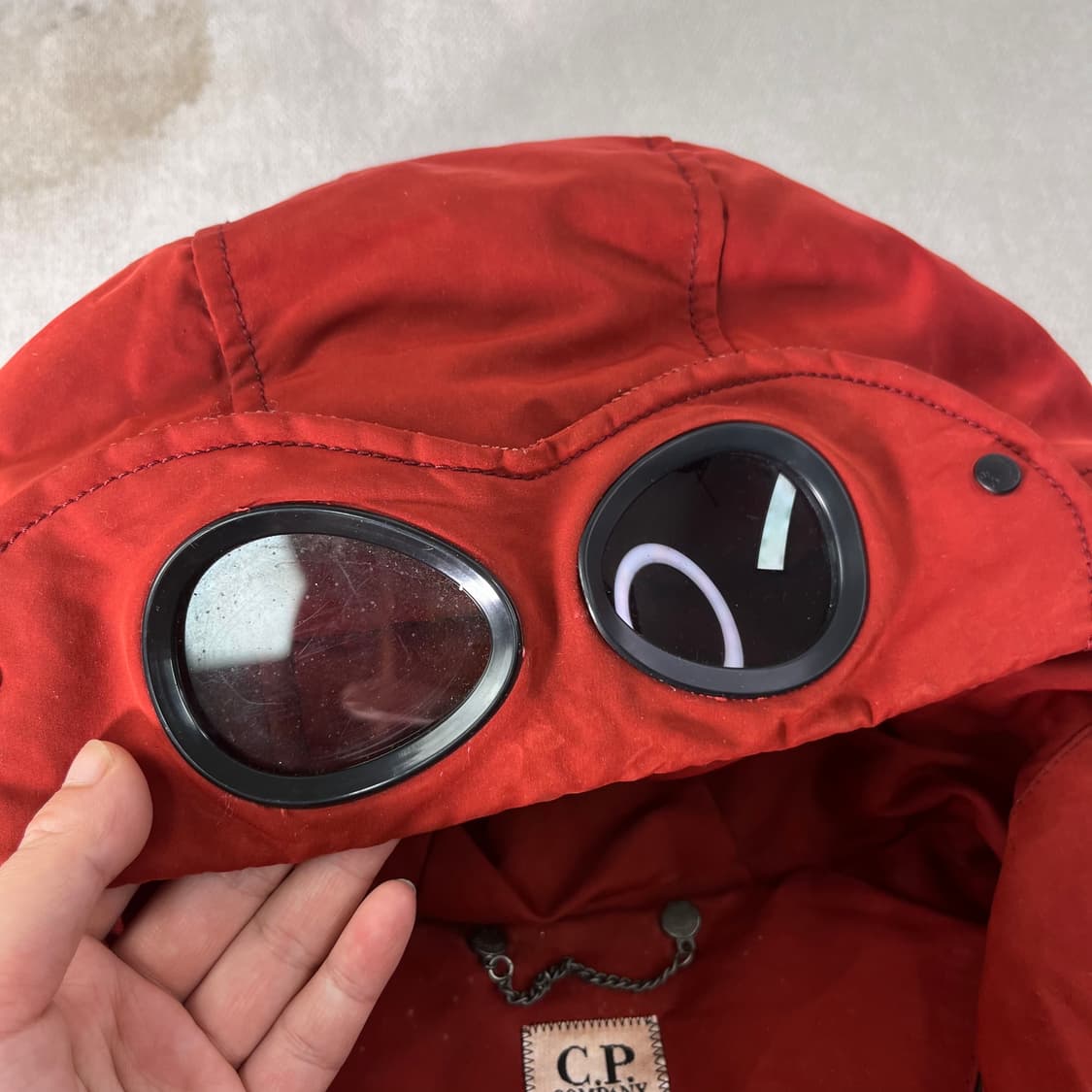 100 CP컴퍼니 14FW 고글 덕다운 패딩 상품이미지4