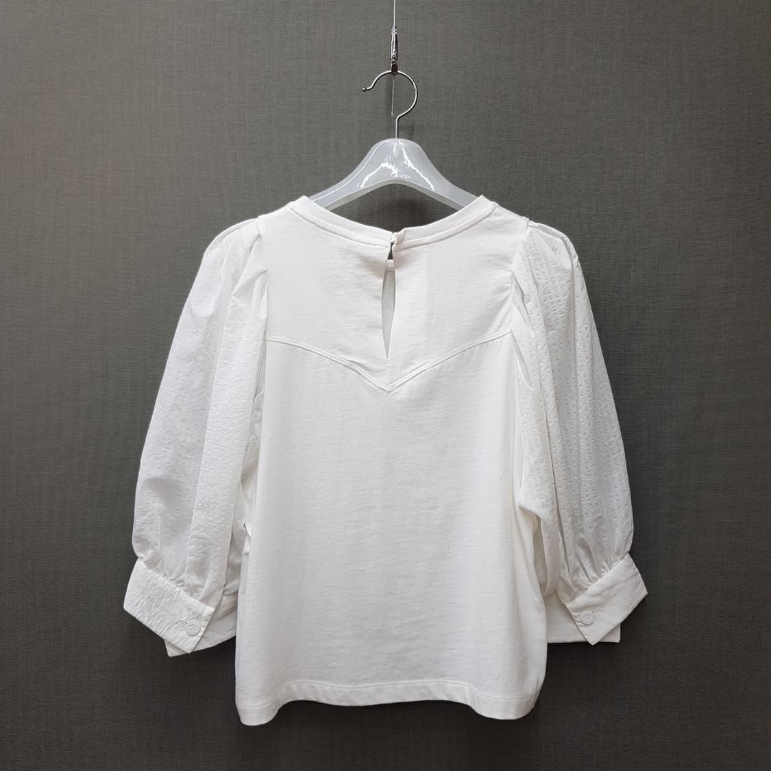 럭키슈에뜨 2023 우븐 패치 티셔츠 36사이즈 상품이미지6