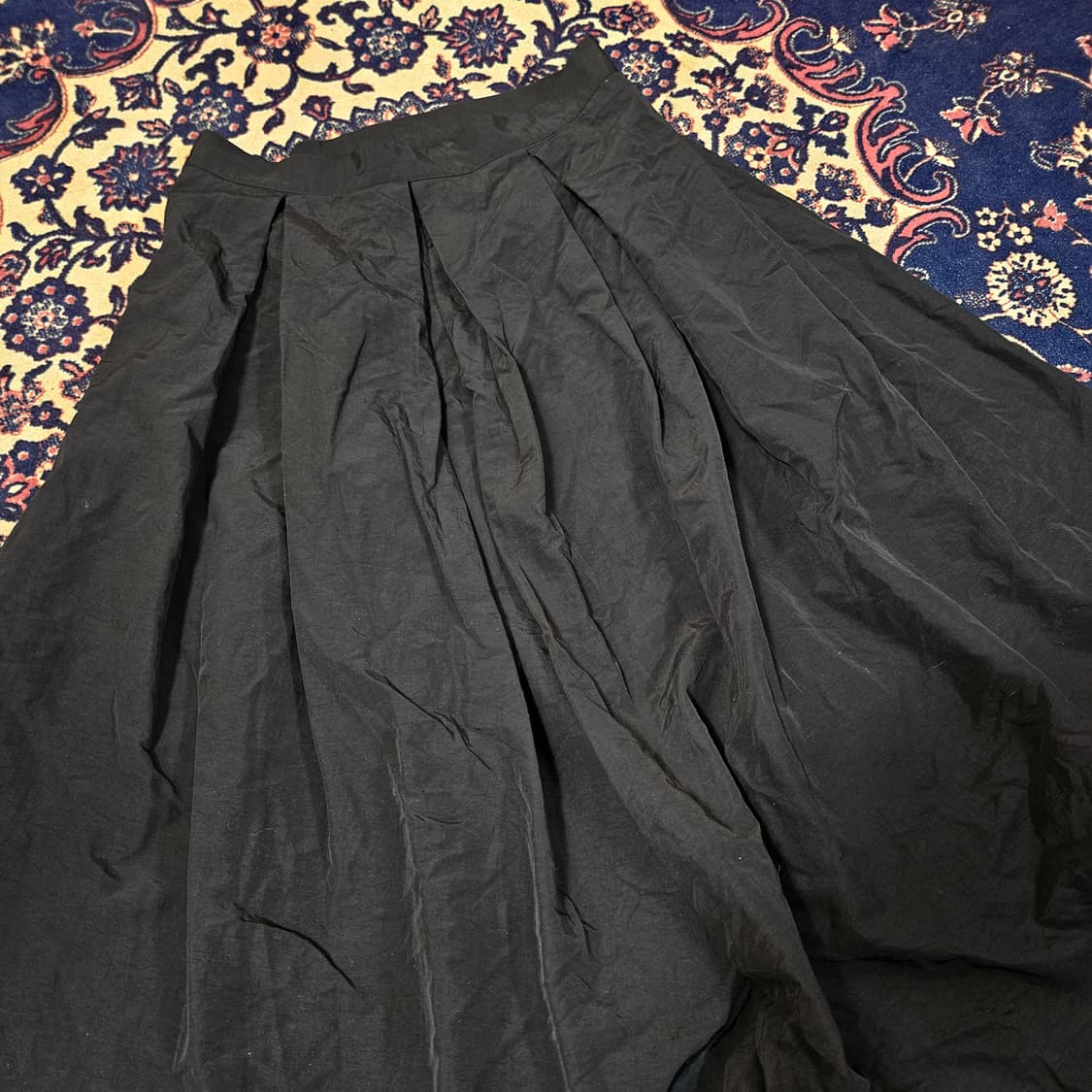 메무아(Memua) 나일론 핀턱 바스락 롱 스커트 L size 상품이미지2