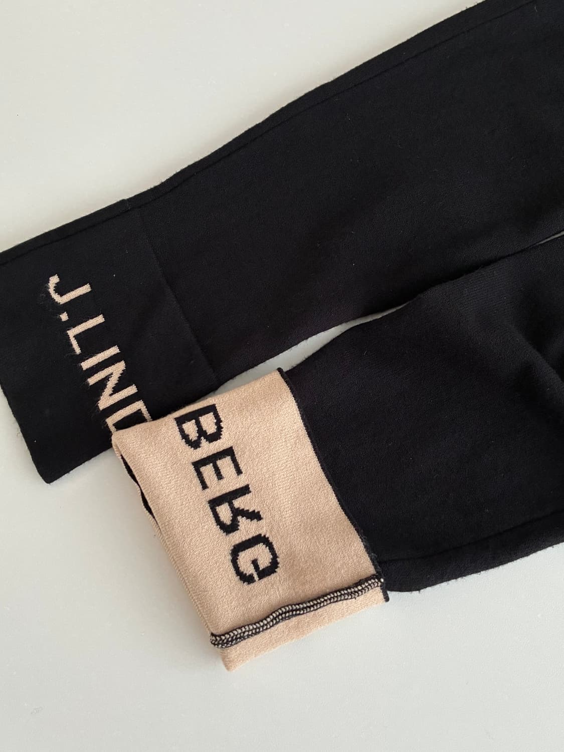 S) 제이린드버그 여성 브이넥 니트 블랙 상품이미지8