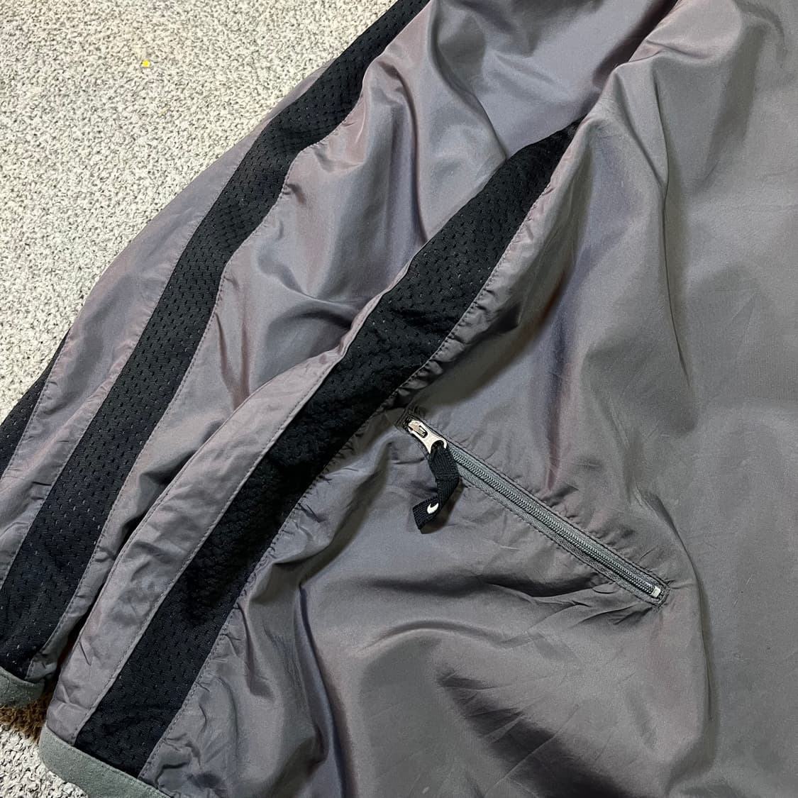 나이키 스우시 바람막이 웜업 상품이미지3