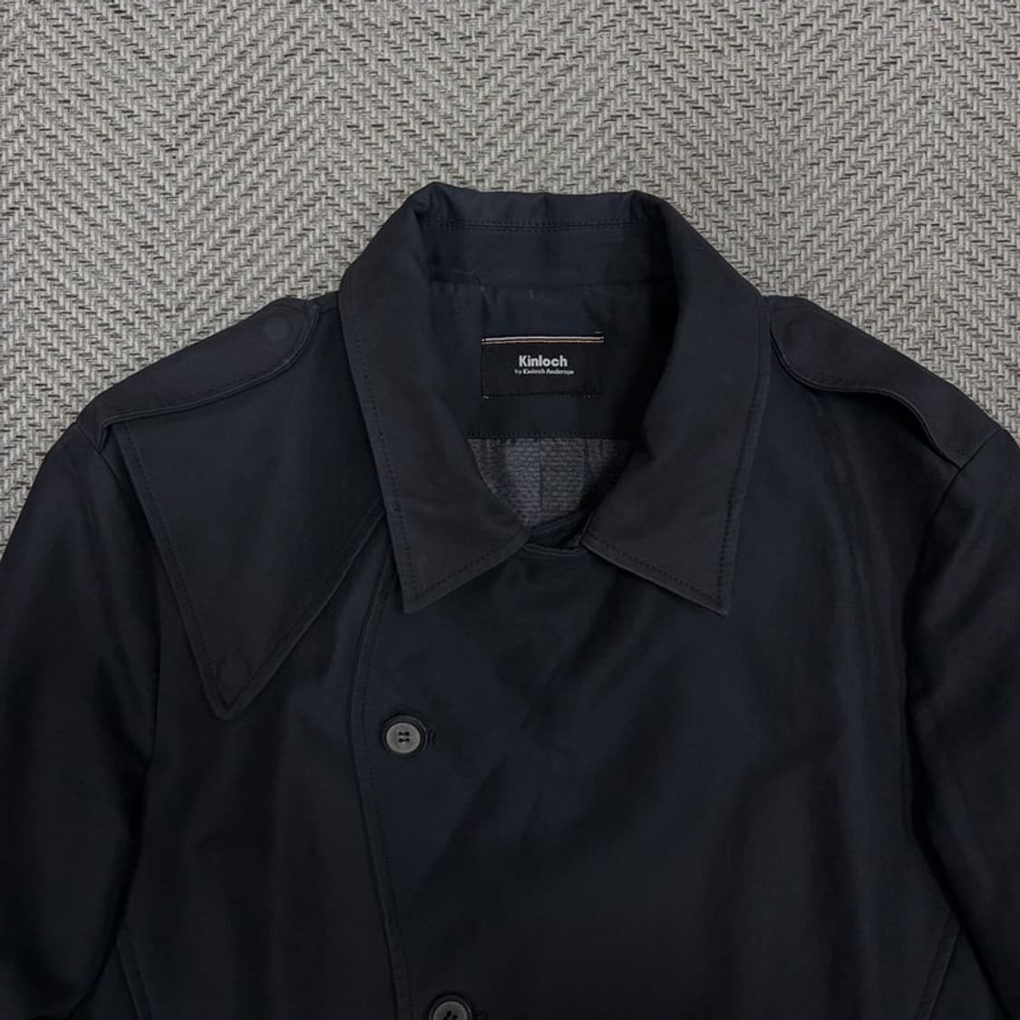 킨록 바이 킨록앤더슨 배색 디테일 코트 v1132 상품이미지5