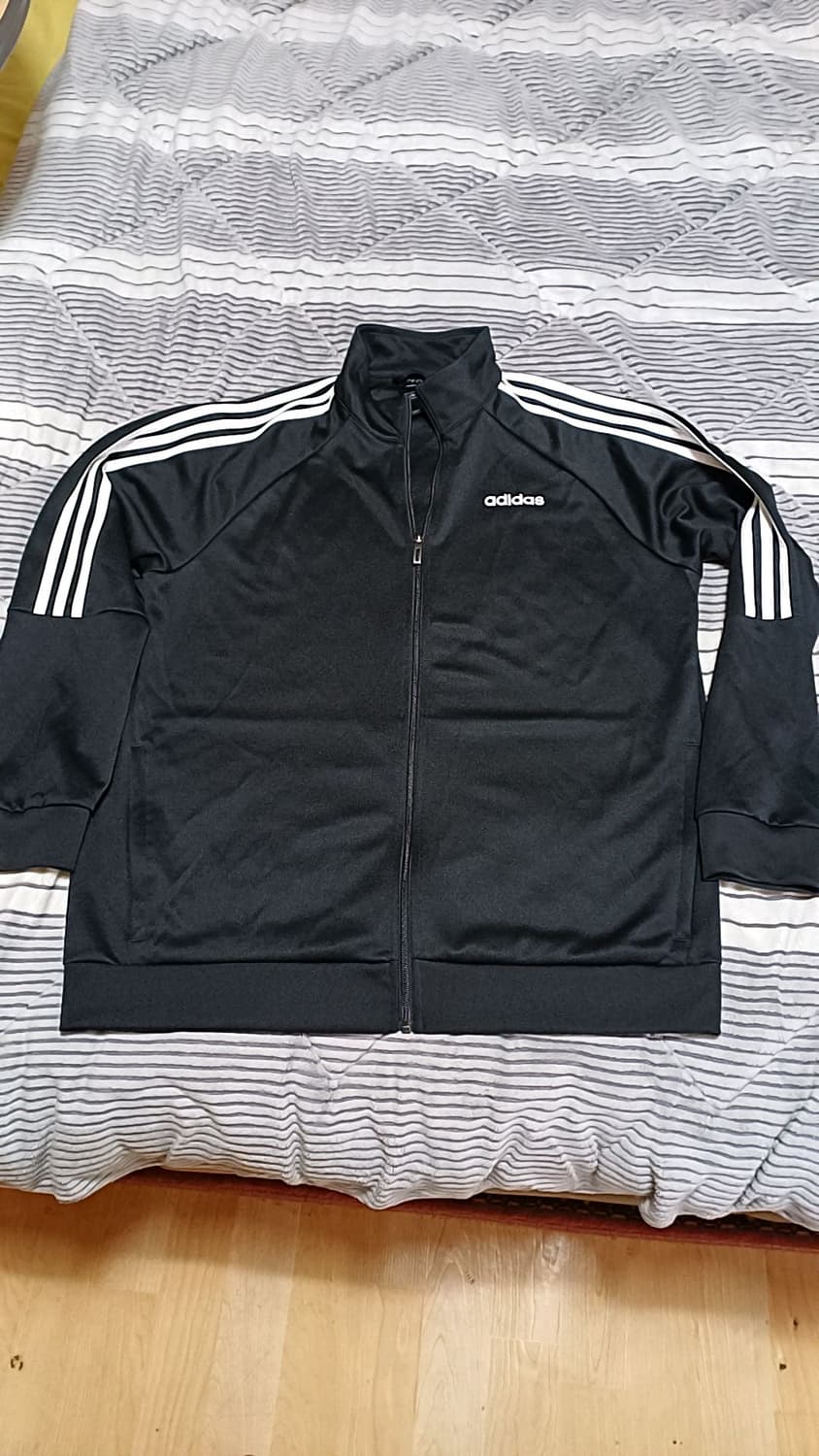 아디다스 저지 실측110 가슴60 기장74 상품이미지1