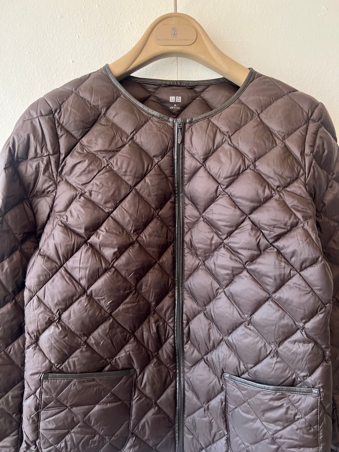 유니클로 여성 브라운 다운패딩점퍼 경량패딩 상품이미지1