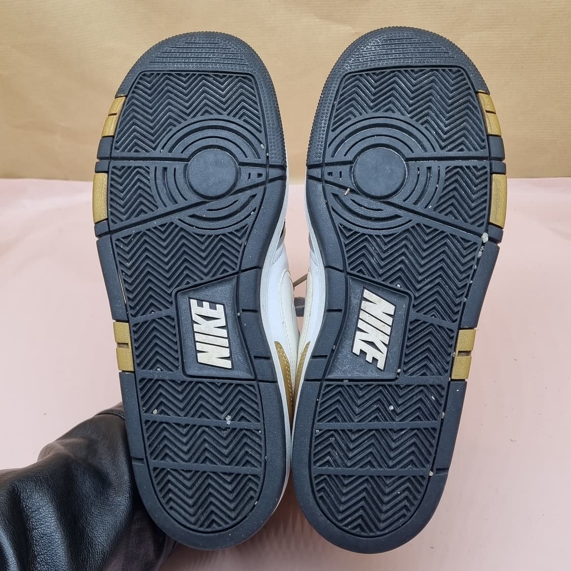 나이키 에어 프레스티지 남성운동화 265 상품이미지3