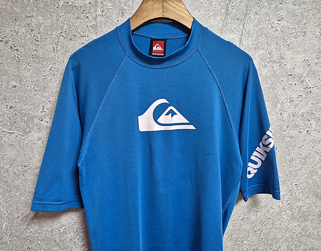 Quiksilver 퀵실버 하프 반팔 래쉬가드 상품이미지3