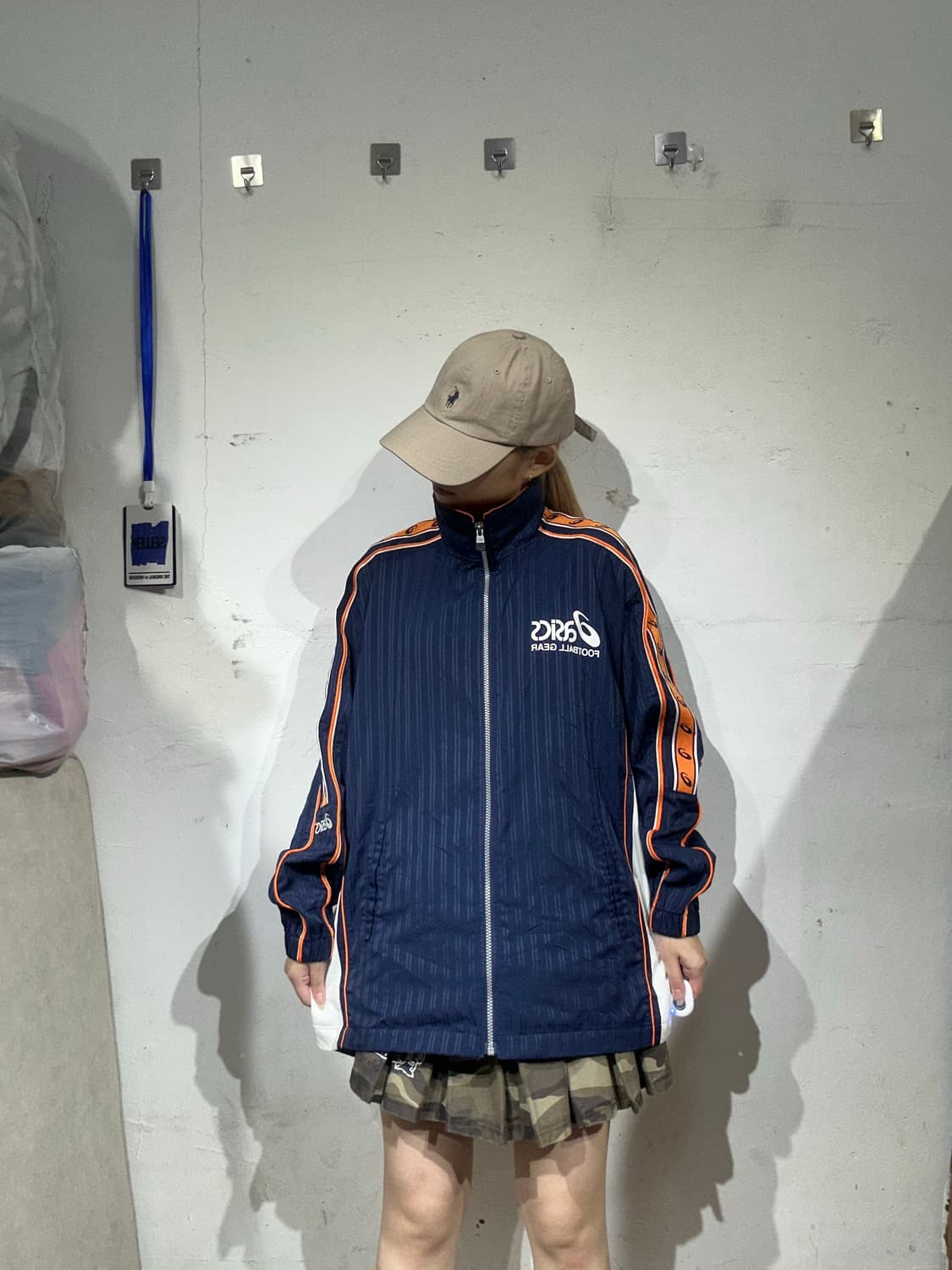 아식스 네이비 오렌지 사이드 라인 트랙탑 져지 L 상품이미지2