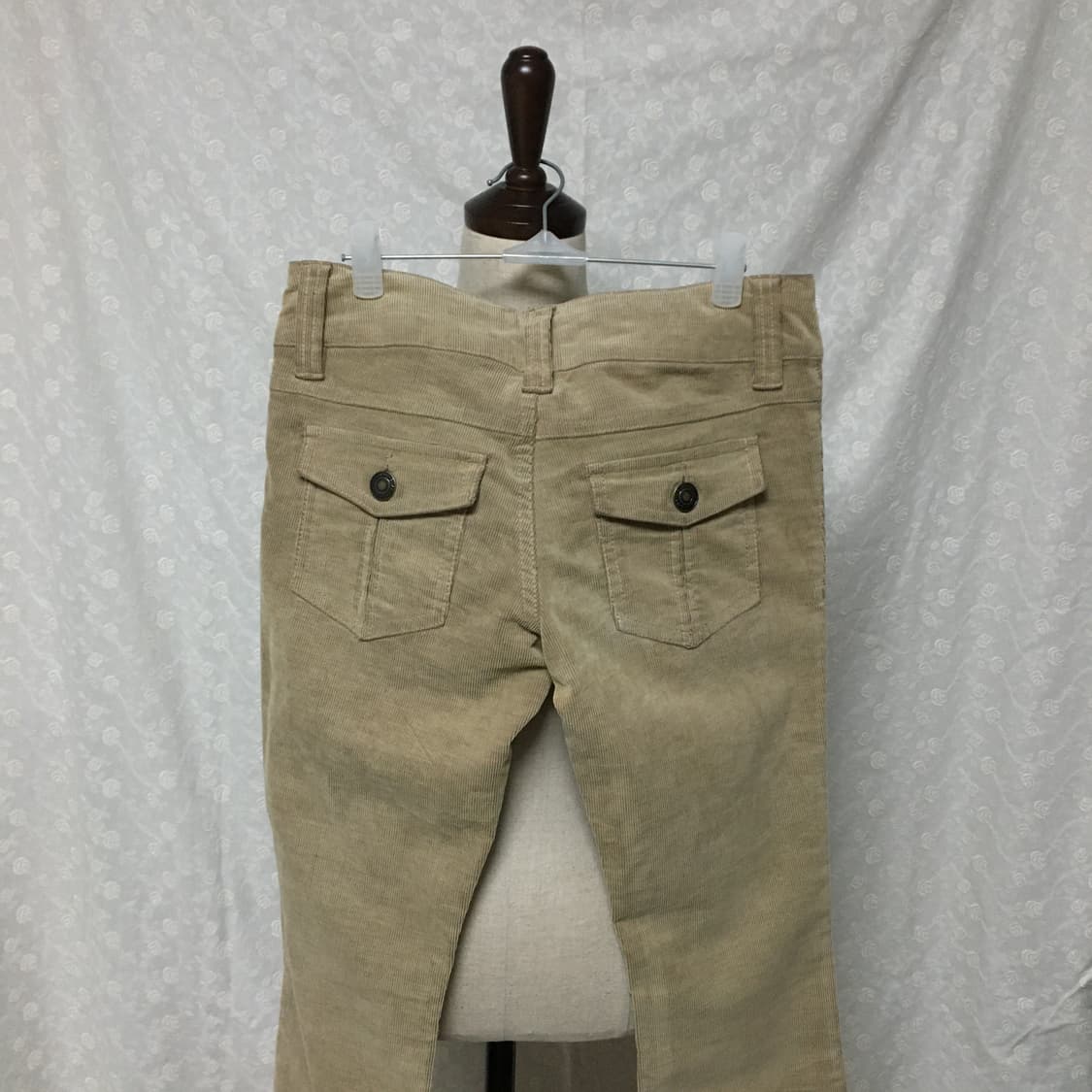 베이지 로우웨스트 코듀로이 부츠컷 팬츠 상품이미지4