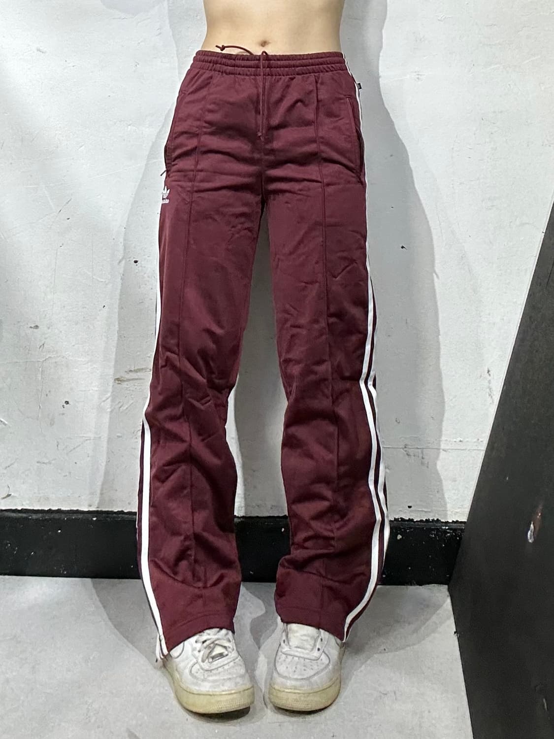 아디다스 버건디 화이트 삼선 파이어버드 추리닝 와이드 트레이닝 팬츠 M 상품이미지2
