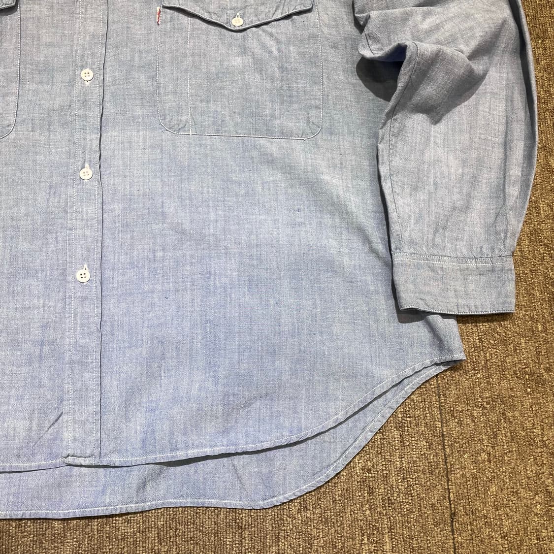 (XL) 90~00s Levi's 리바이스 화이트탭 데님 셔츠 상품이미지6