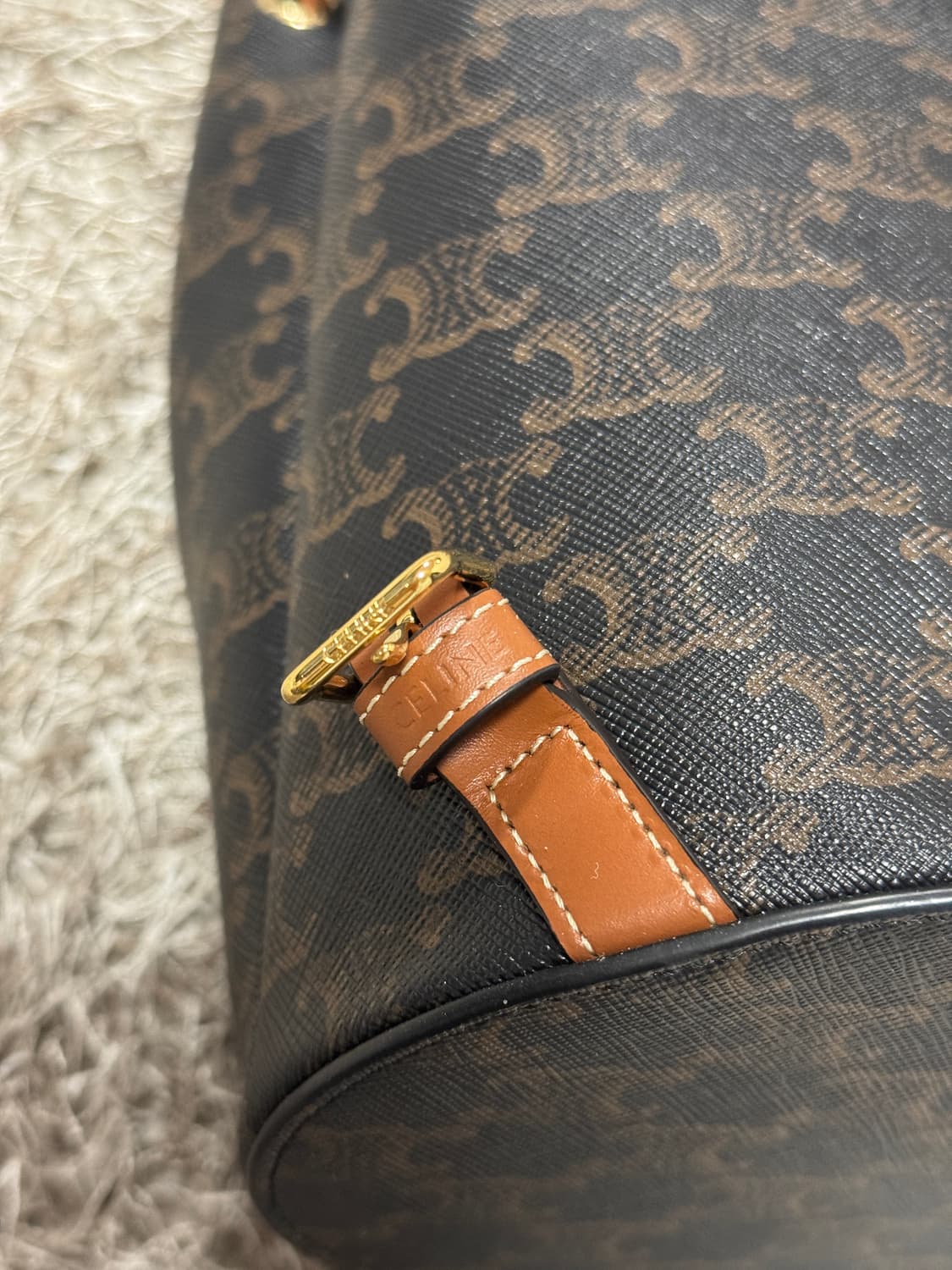 CELINE 보니 백팩 - 트리옹프 캔버스 & 카프스킨 상품이미지4