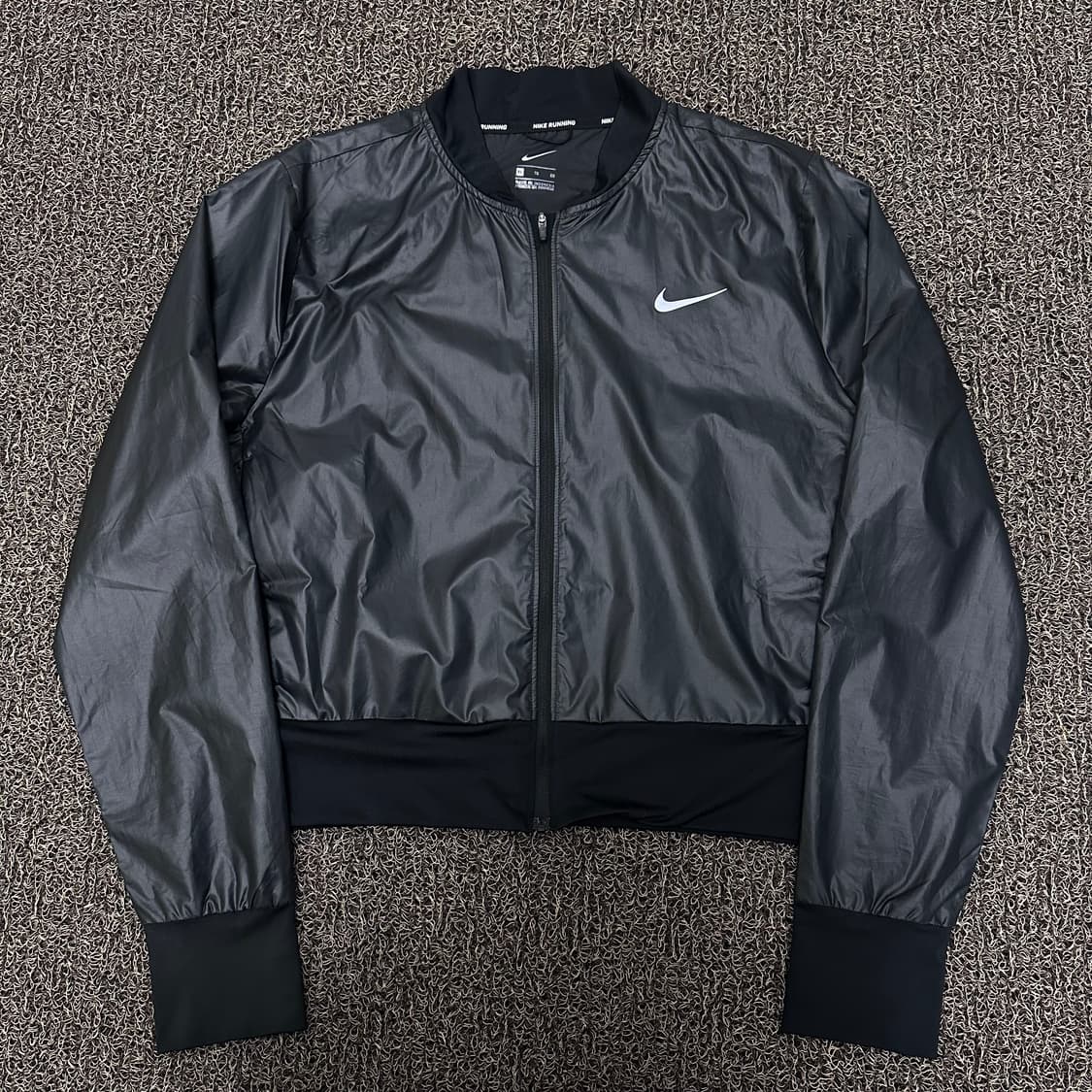 NIKE 나이키 여성 러닝 경량 바람막이 자켓 블랙 XL 상품이미지3