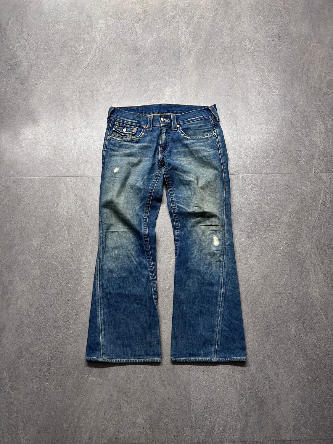 트루릴리젼 스파이럴 워싱 부츠컷 데님 상품이미지4