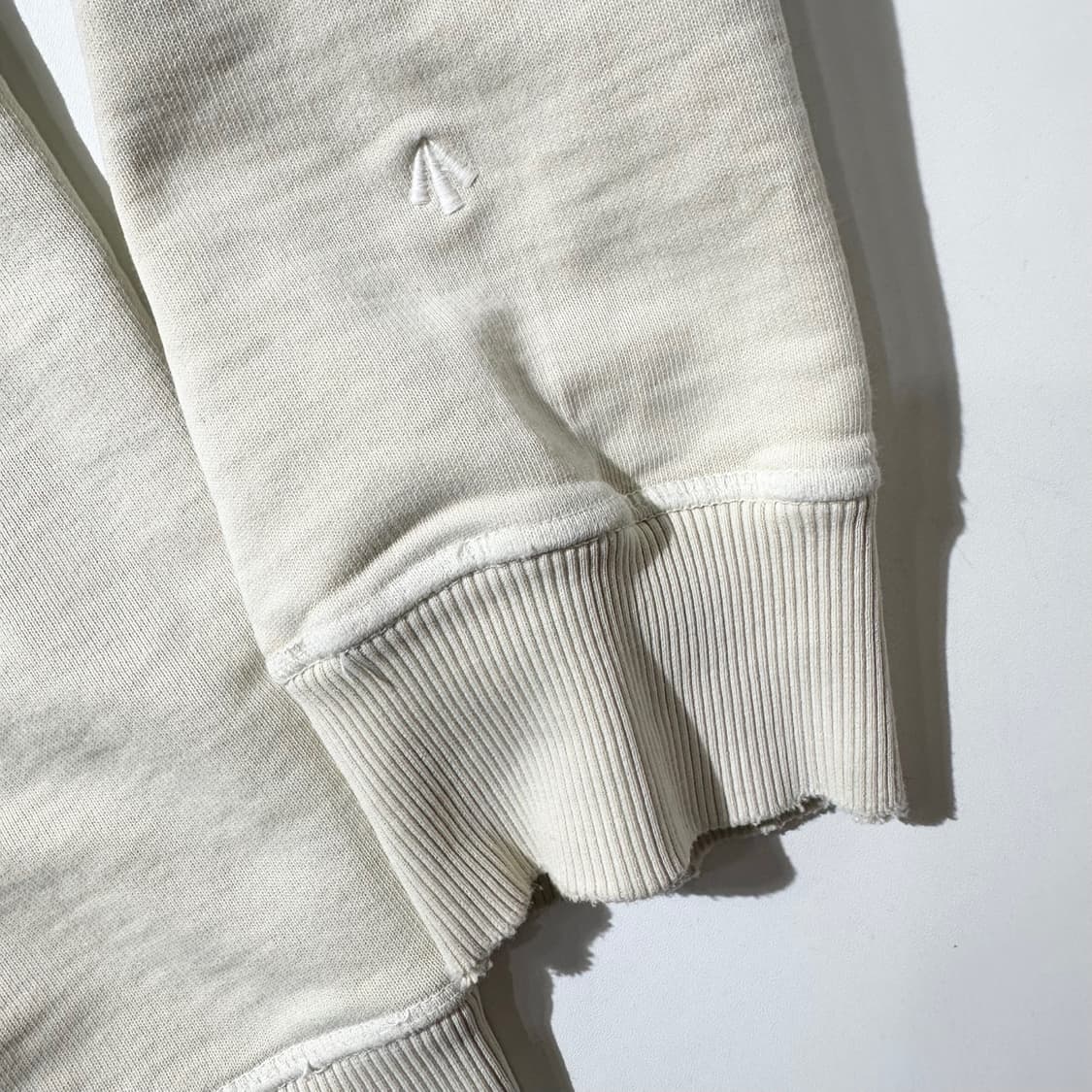 나이젤카본 아미 짐 맨투맨 상품이미지6