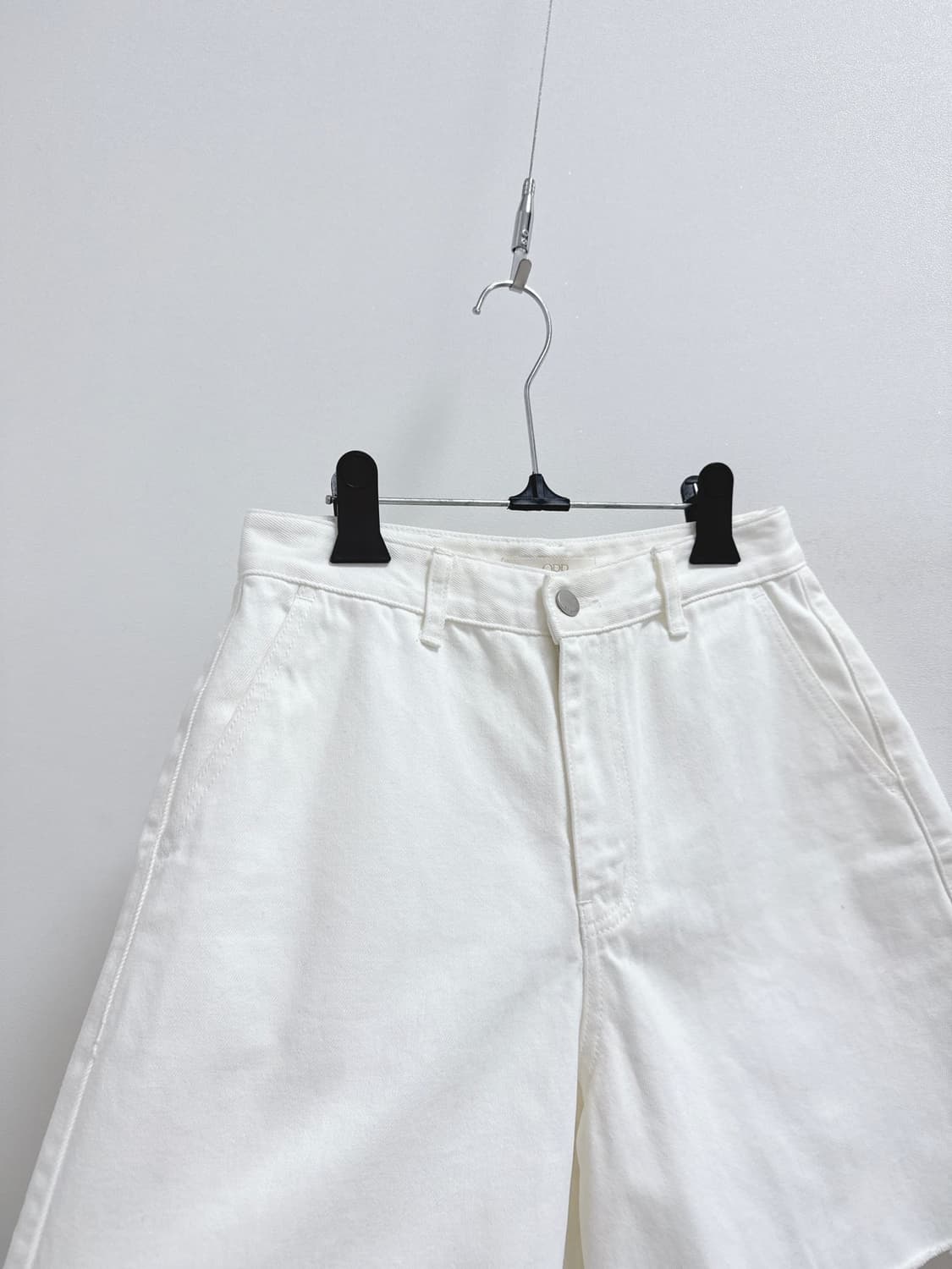오르 화이트 코튼 데님 쇼츠 상품이미지2