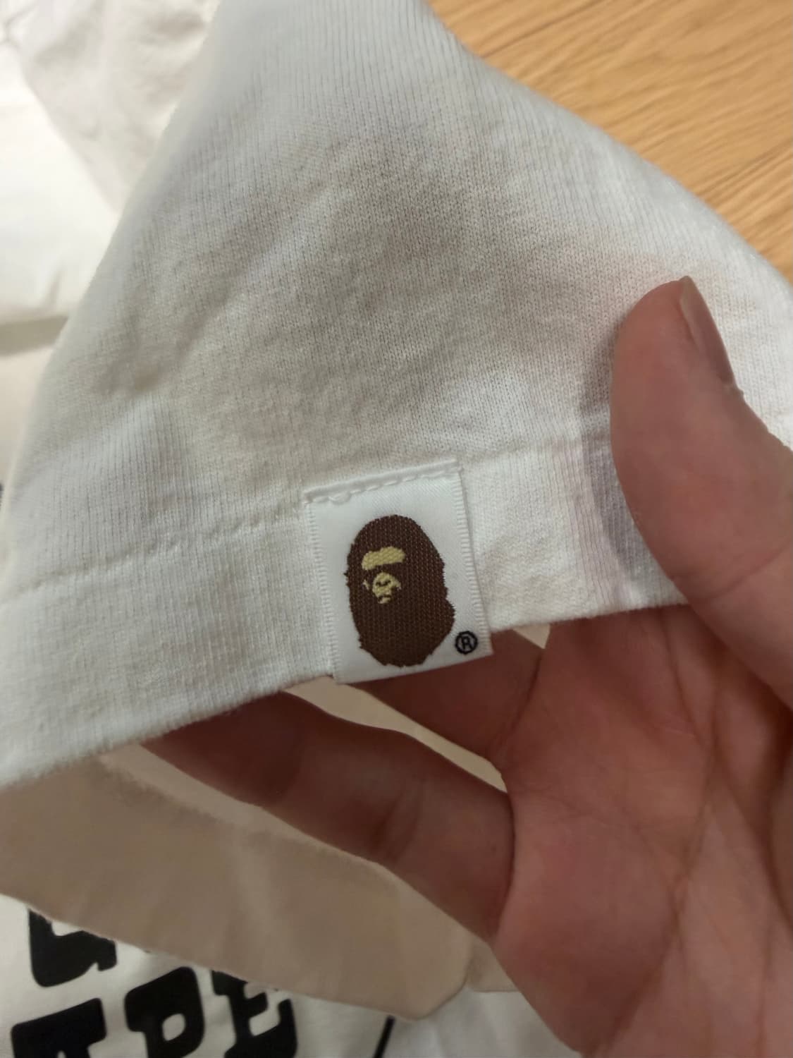 베이프 오사카 반팔티 L 상품이미지5