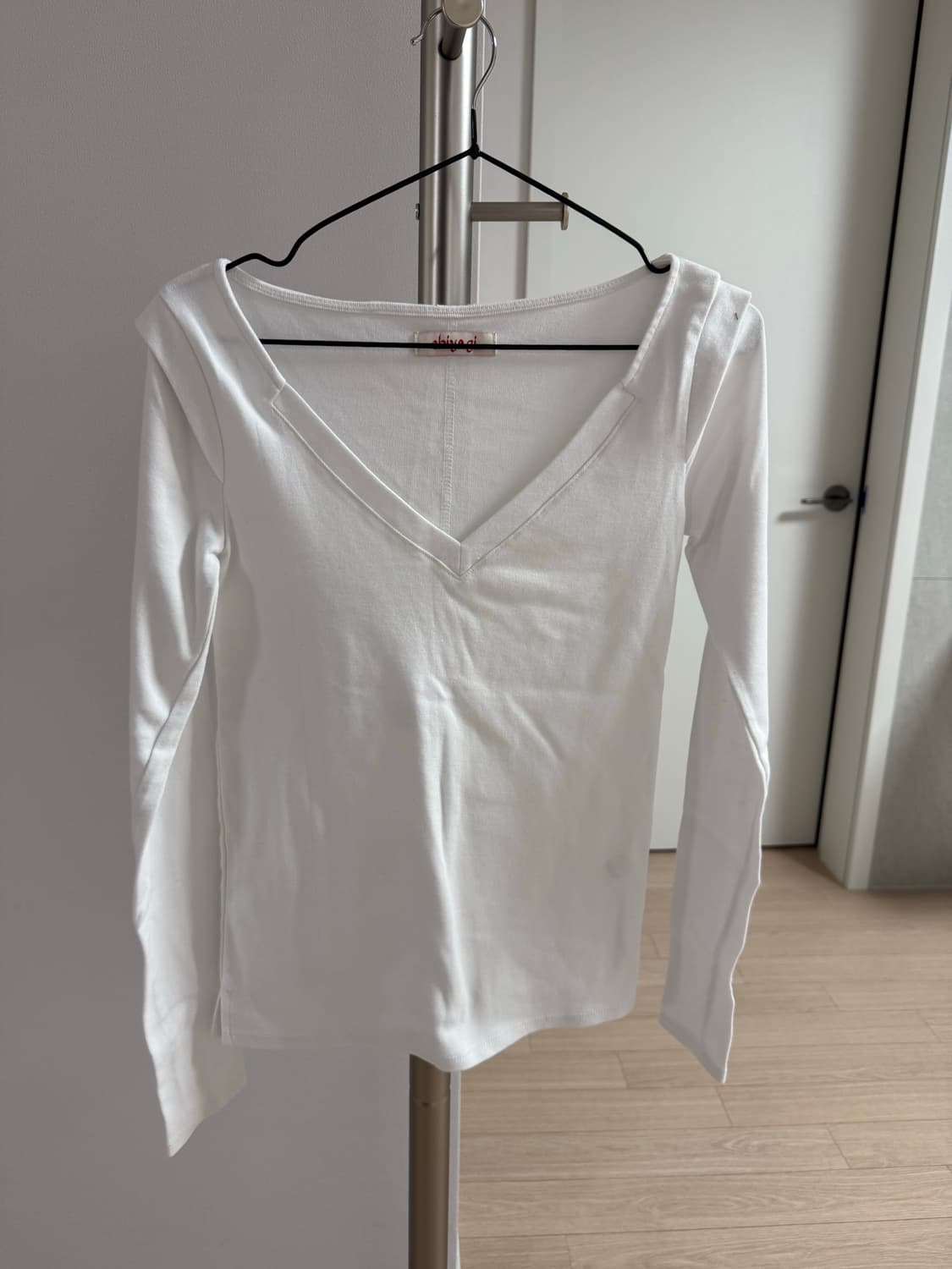 키야기 브이넥 롱슬리브 티셔츠 상품이미지6