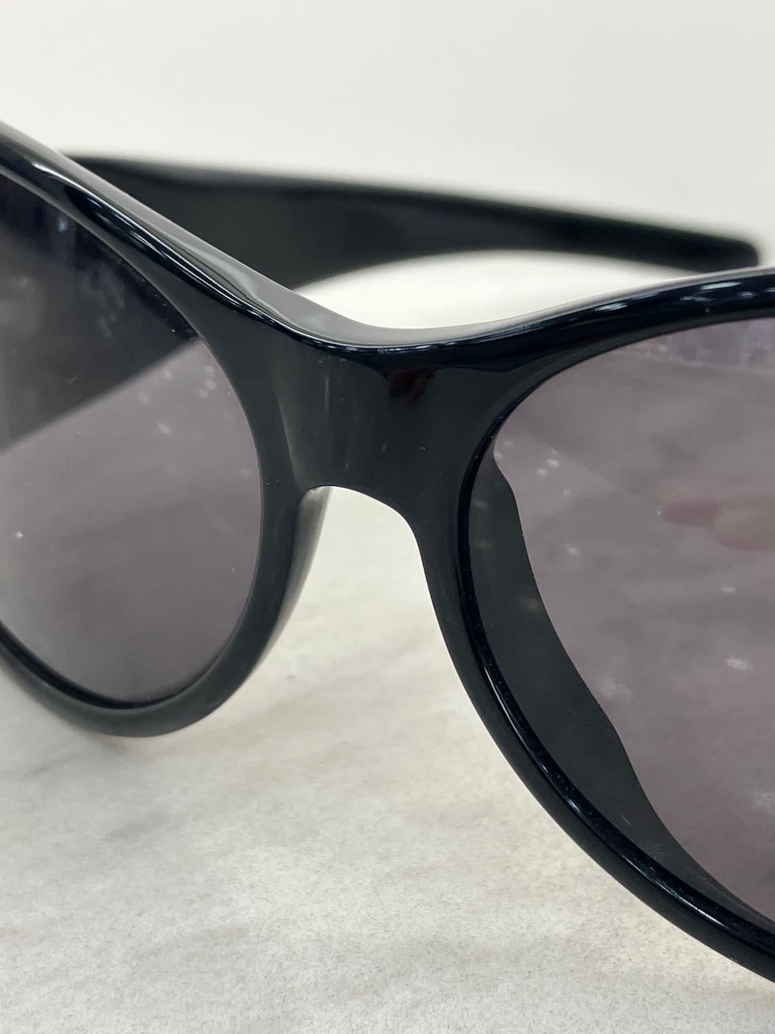 로에베 LOEWE 블랙 오벌 선글라스 상품이미지5