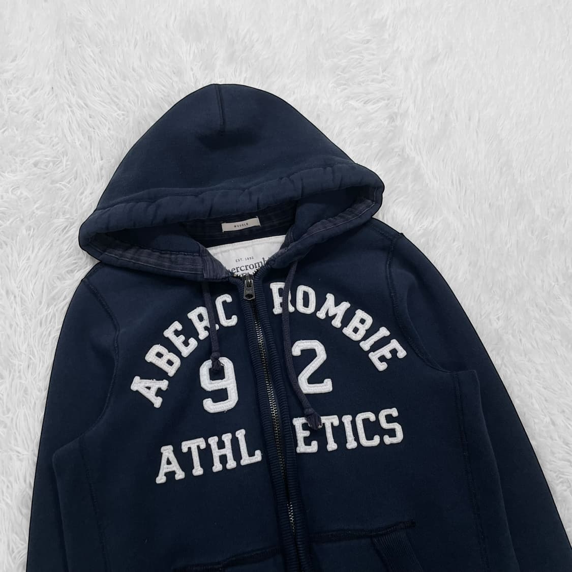 아베크롬비 아치 로고 후드집업 네이비 상품이미지3