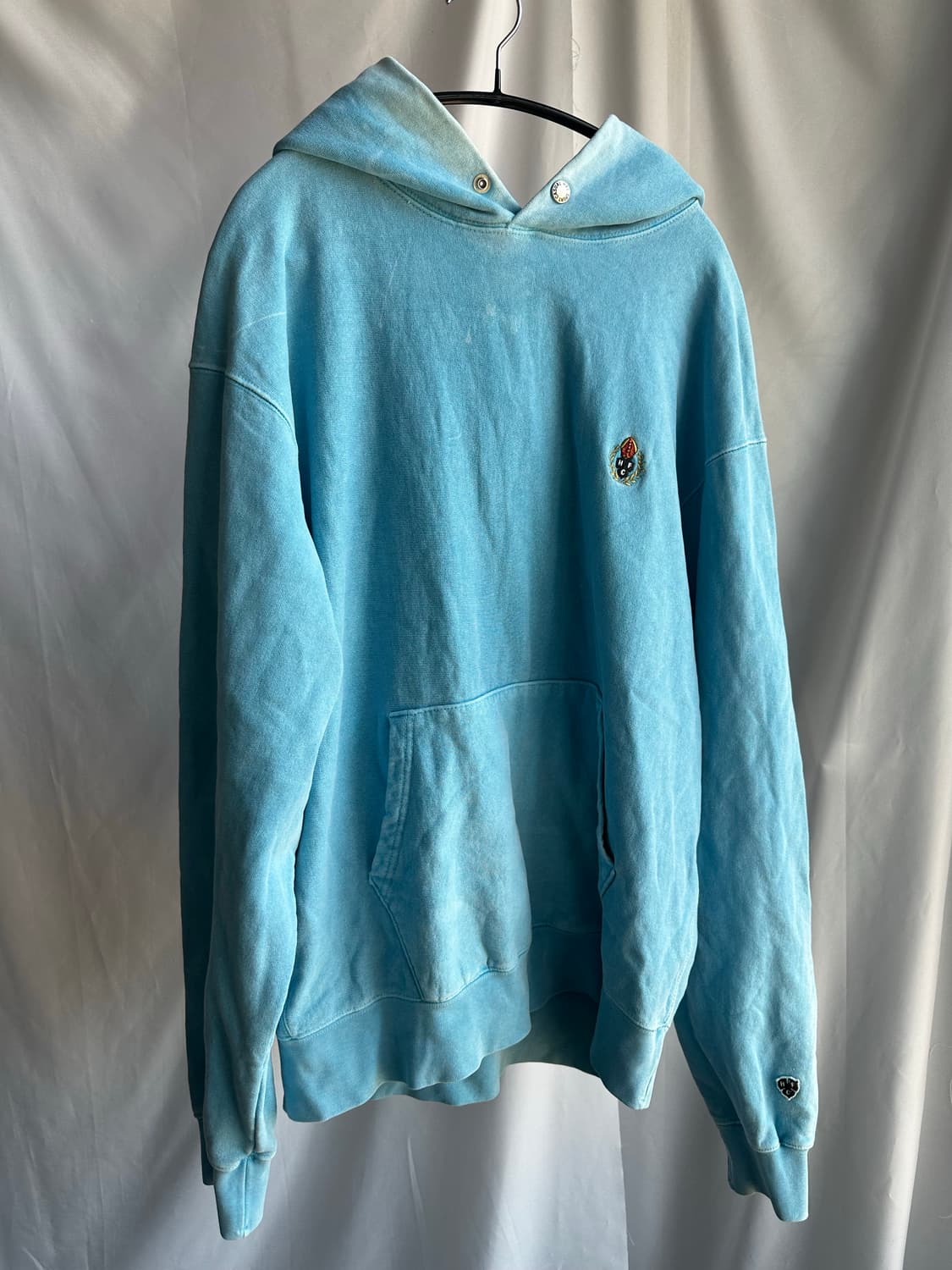 해리티지플로스 버튼 후드티 스카이블루 상품이미지1