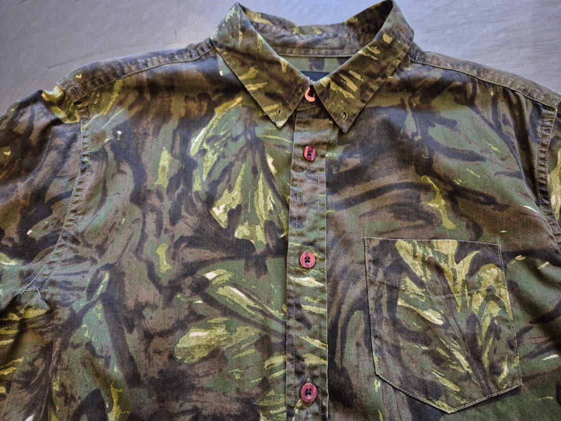 스투시 리프카모 셔츠 상품이미지2