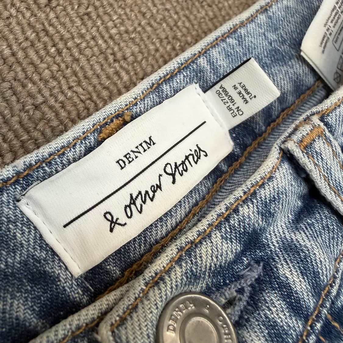 & Other Stories 앤아더스토리즈 미드라이즈 슬림스트레이트 데님 상품이미지3