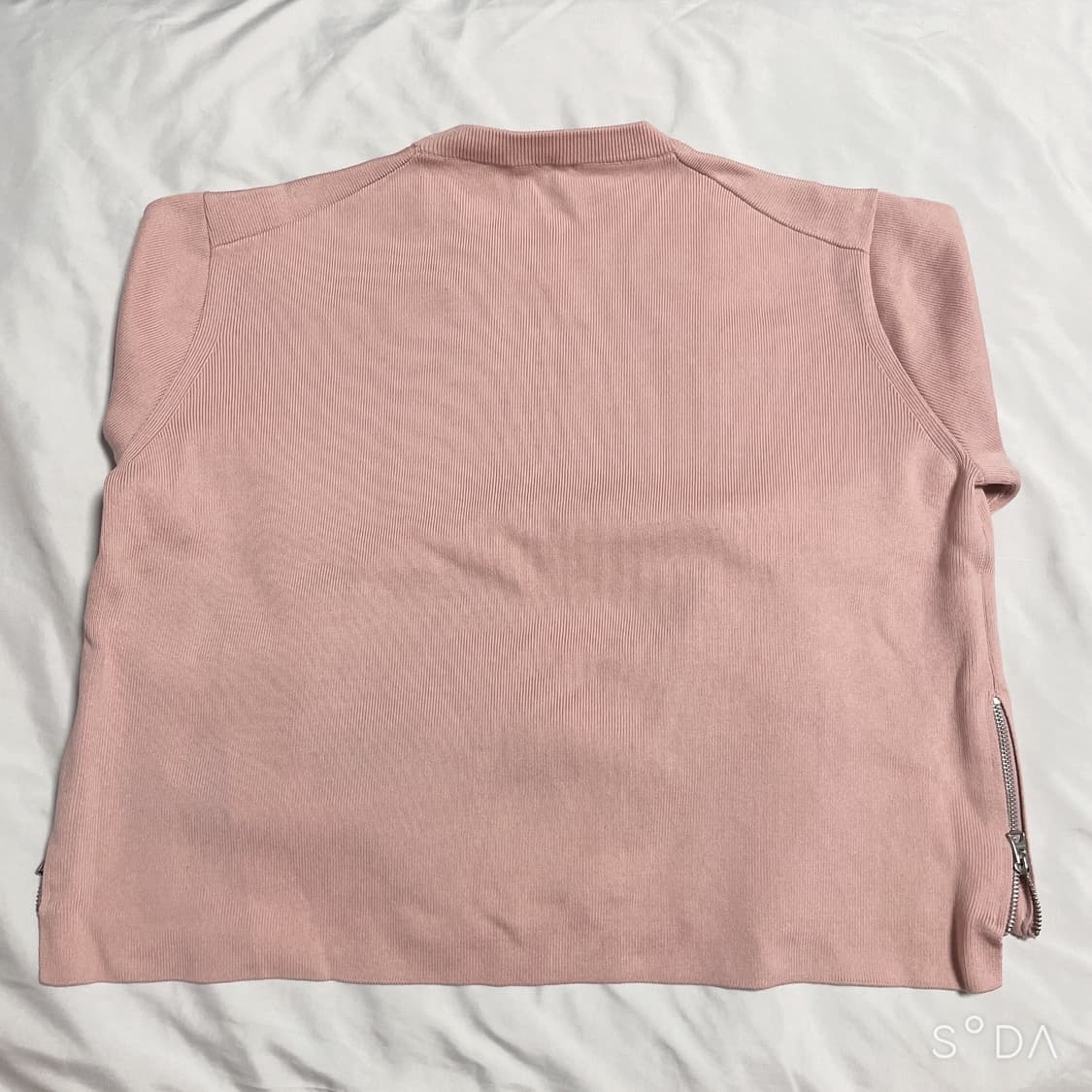 아크네 스튜디오 핑크 리브 옆트임 니트 상품이미지2