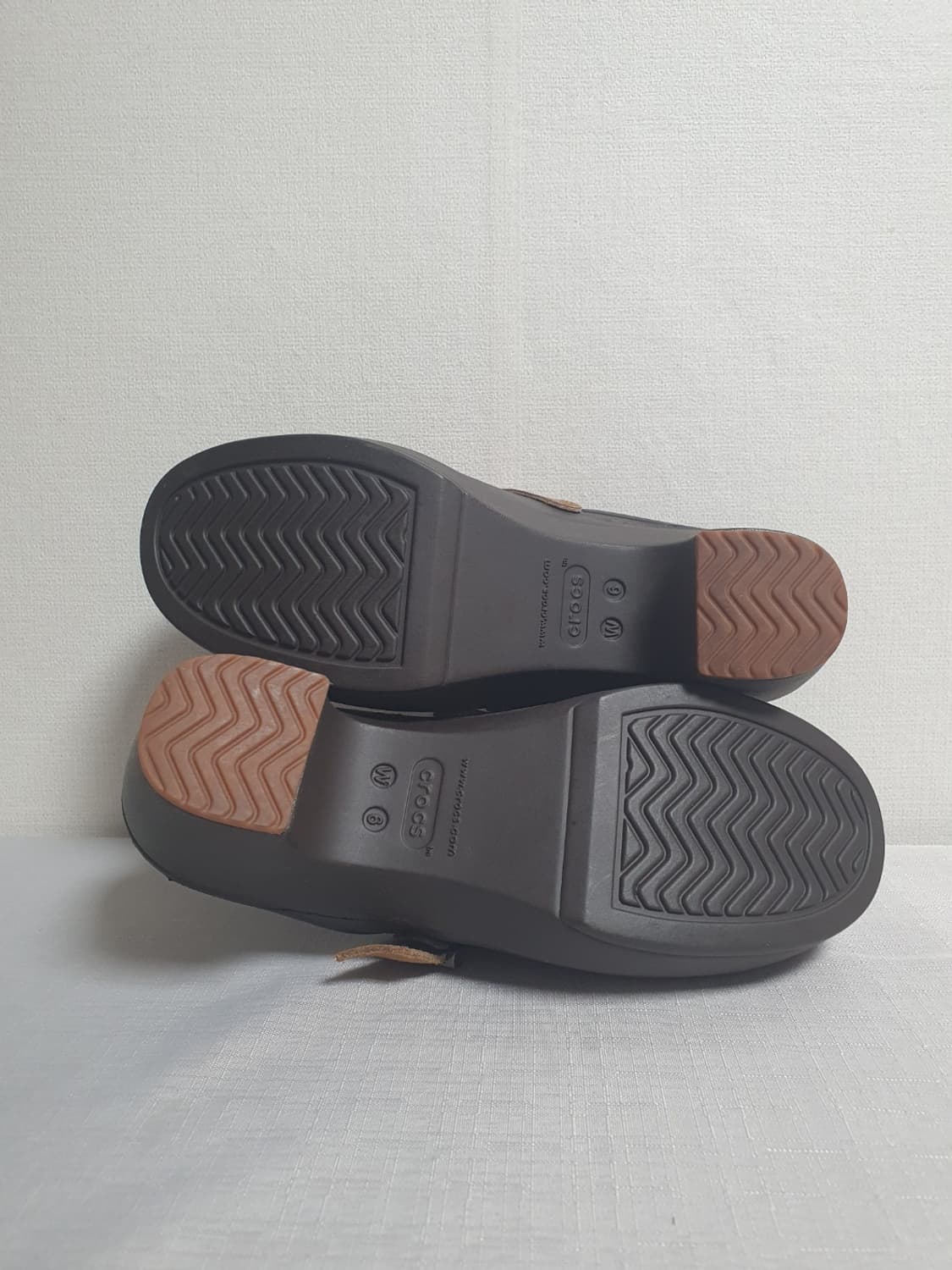 230mm 크록스 사라 벨티드 힐 클로그 브라운 상품이미지8