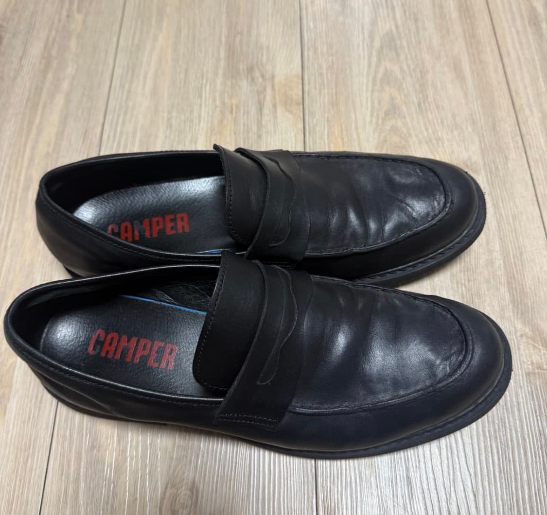 44) 캠퍼 뉴먼 로퍼 블랙 280 상품이미지2
