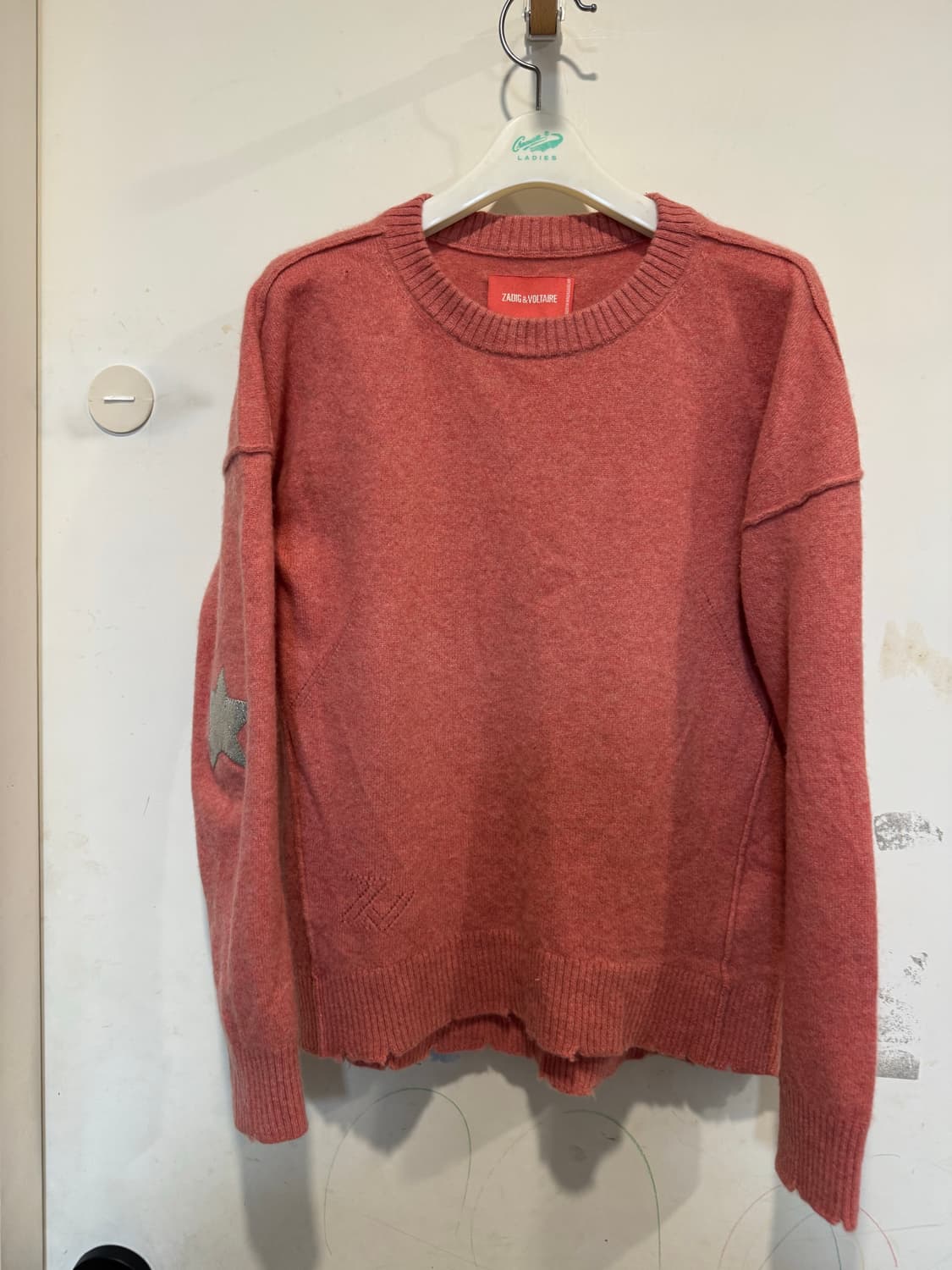 쟈딕앤볼테르 별패치 캐시미어100 니트 상품이미지1