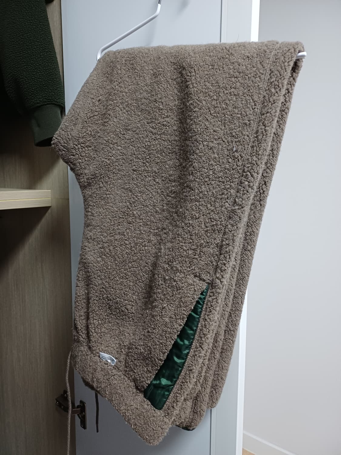 디스이즈네버댓 고어텍스 울 플리스 팬츠 L사이즈 상품이미지4