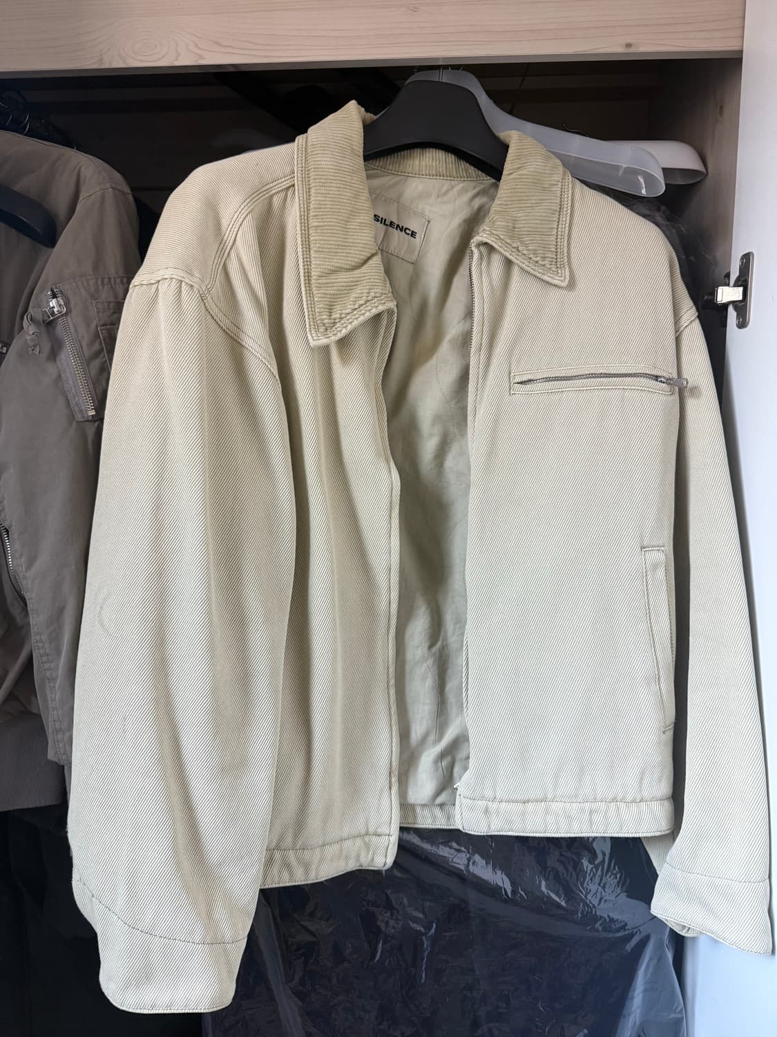 인사일런스 가먼트 다이드 워크자켓 베이지 상품이미지1