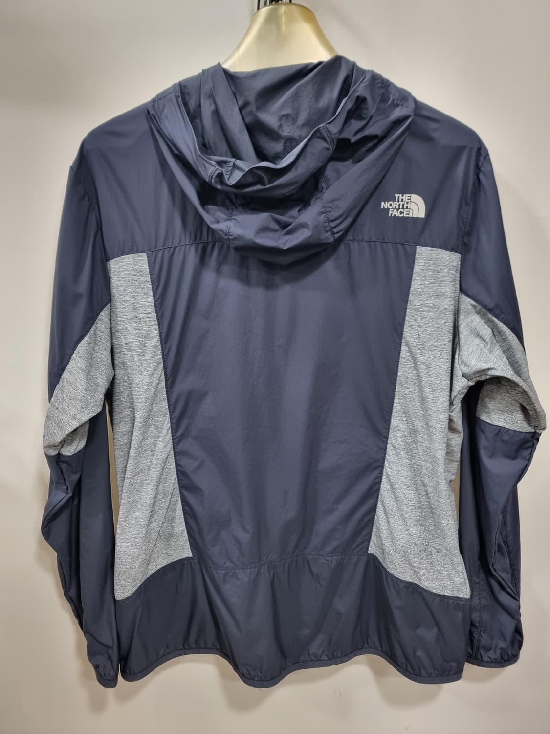 노스페이스 경량 바람막이 (D152 상품이미지2