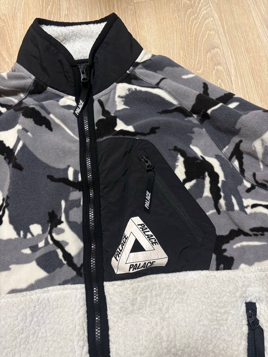 팔라스 서젠트 후리스 화이트 카모 L 상품이미지3