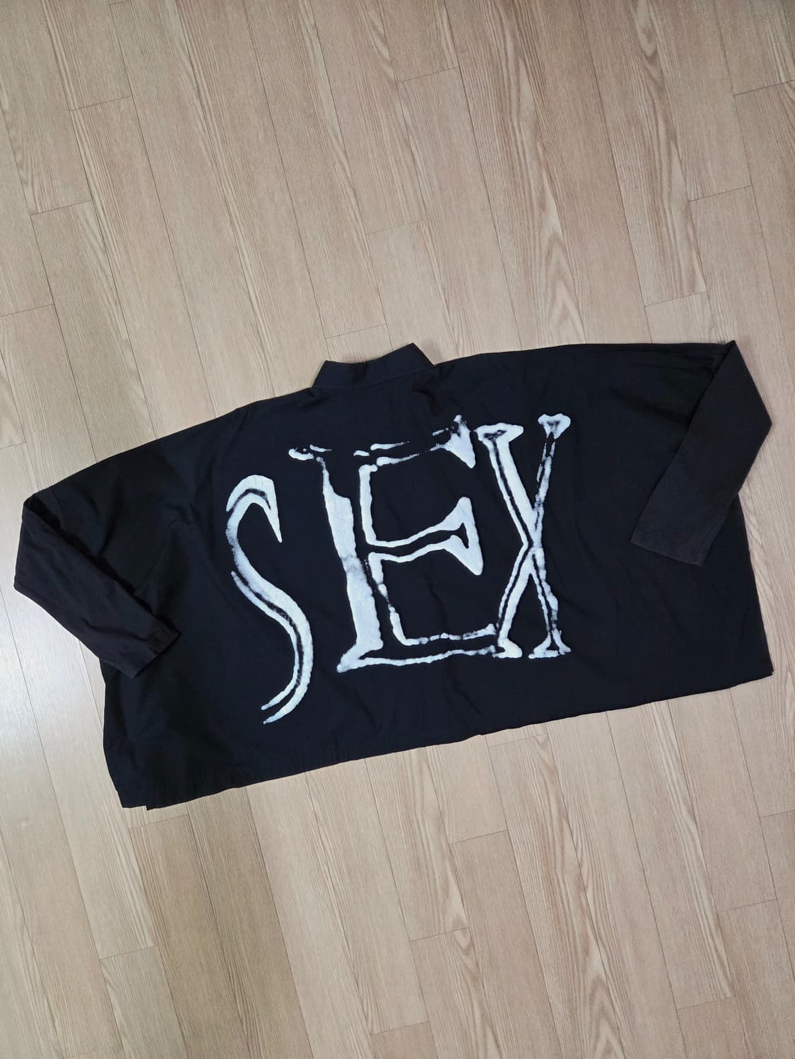 SWD 블랙 SEX 프린트 루즈 숏 셔츠 상품이미지6